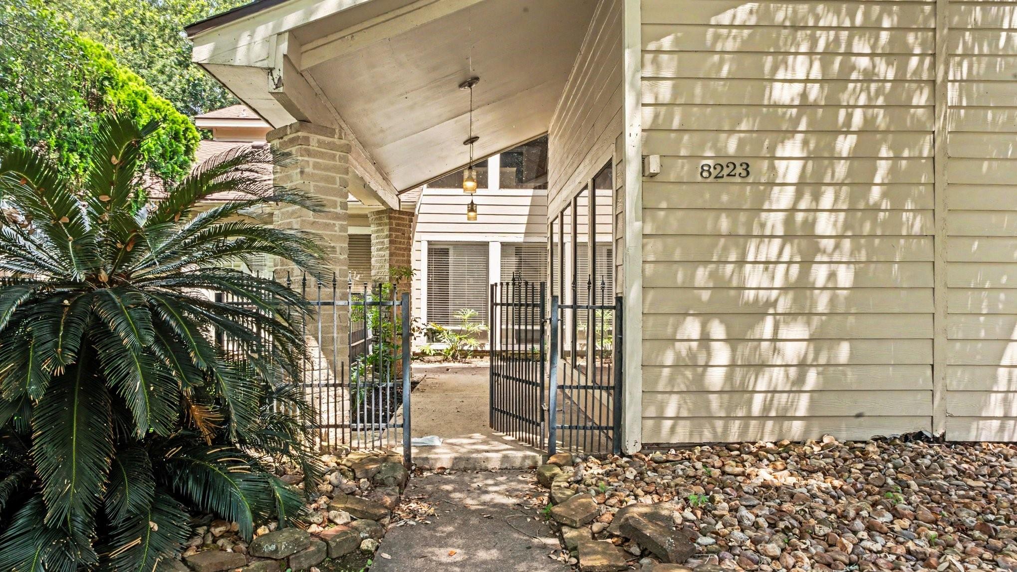 8223 Magnolia Glen Dr, Humble, TX 77346 photo