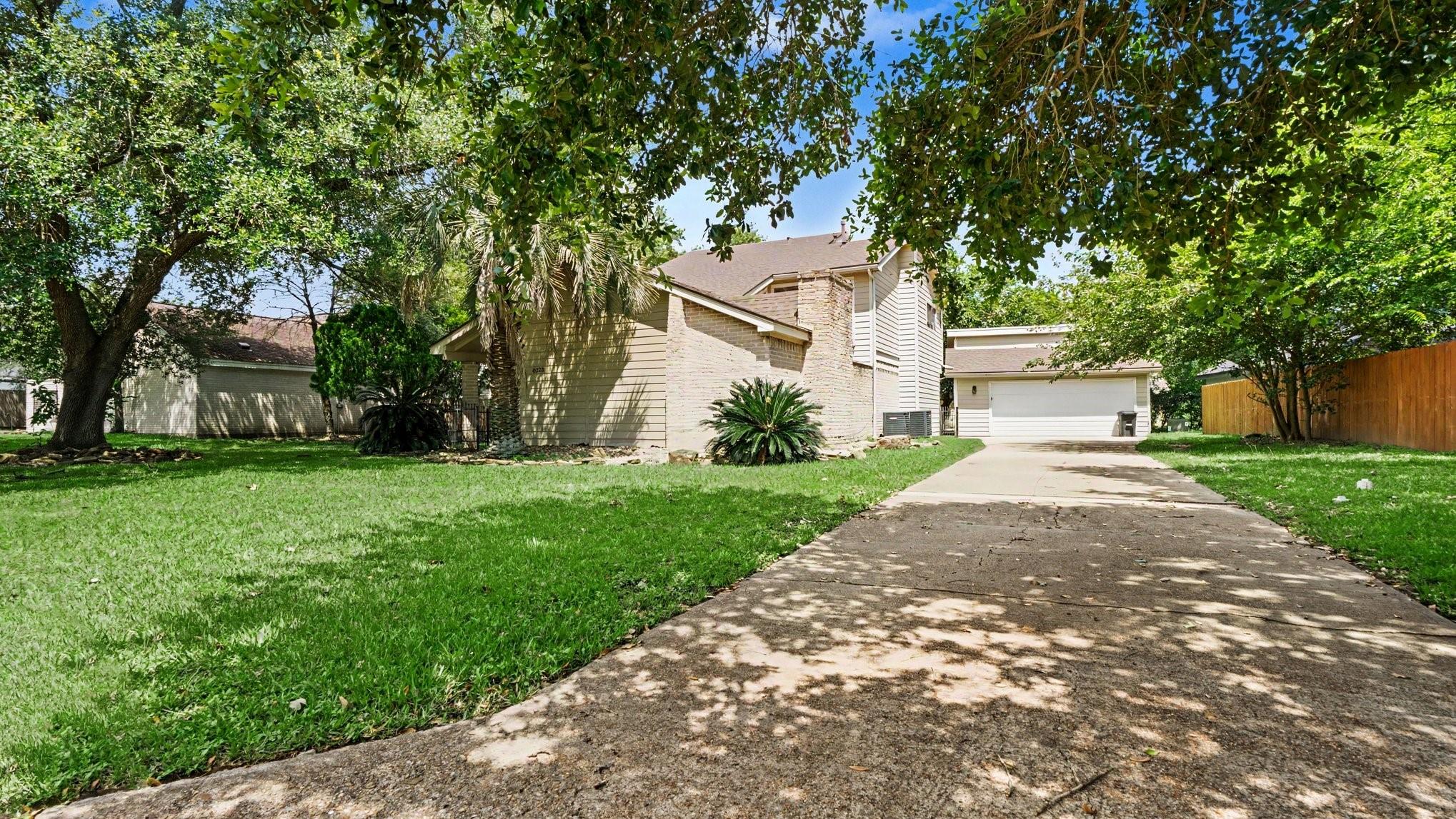8223 Magnolia Glen Dr, Humble, TX 77346 photo