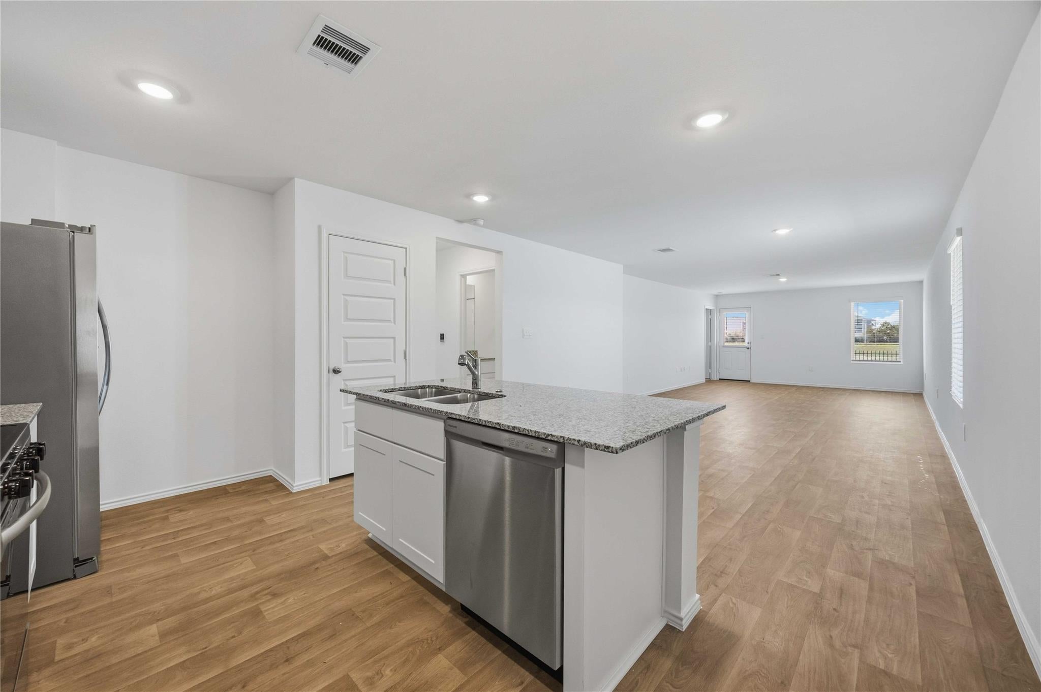 11913 Sweet Apple Ln, Houston, TX 77048 photo