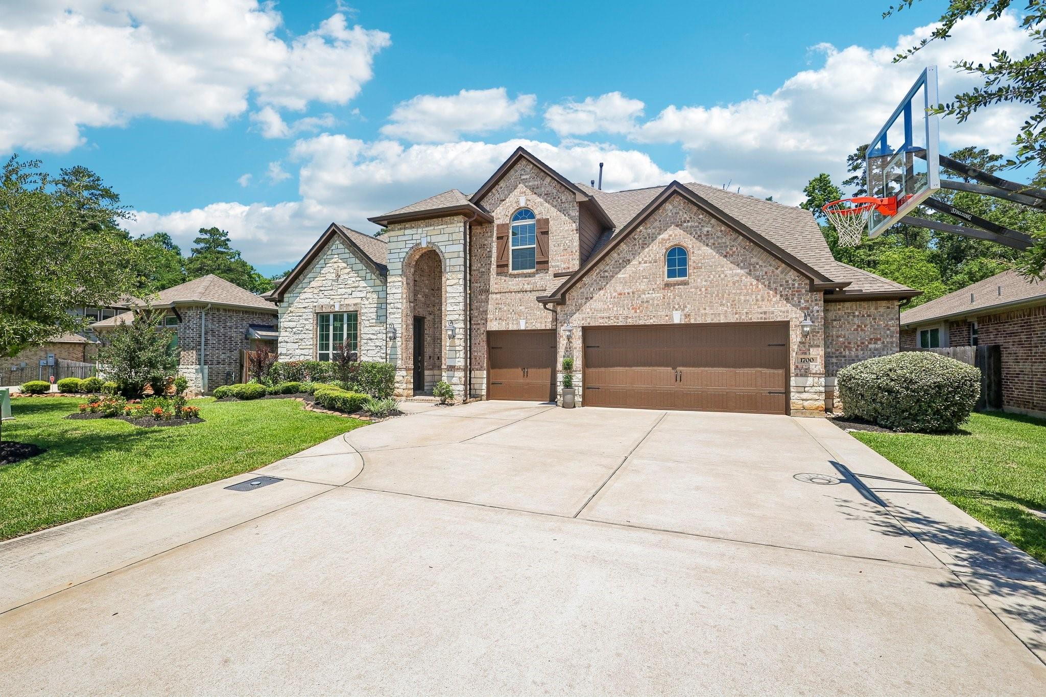 1700 Graystone Hills Dr, Conroe, TX 77304 photo