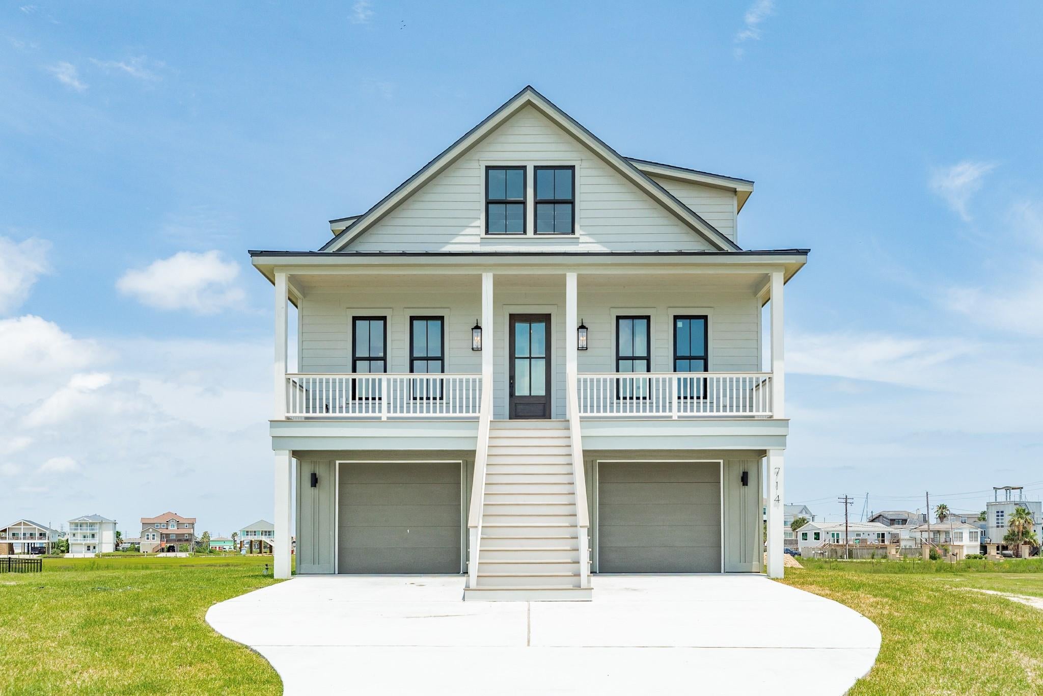 714 Vista Bella, Galveston, TX 77554