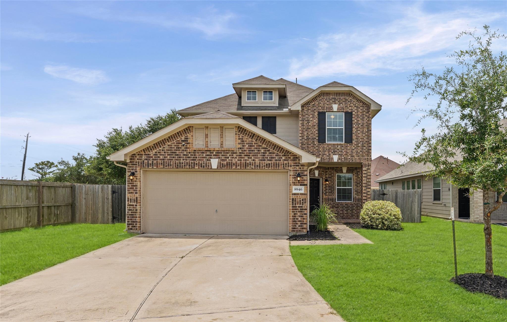 8946 Westfield Glen Ct, Houston, TX 77083