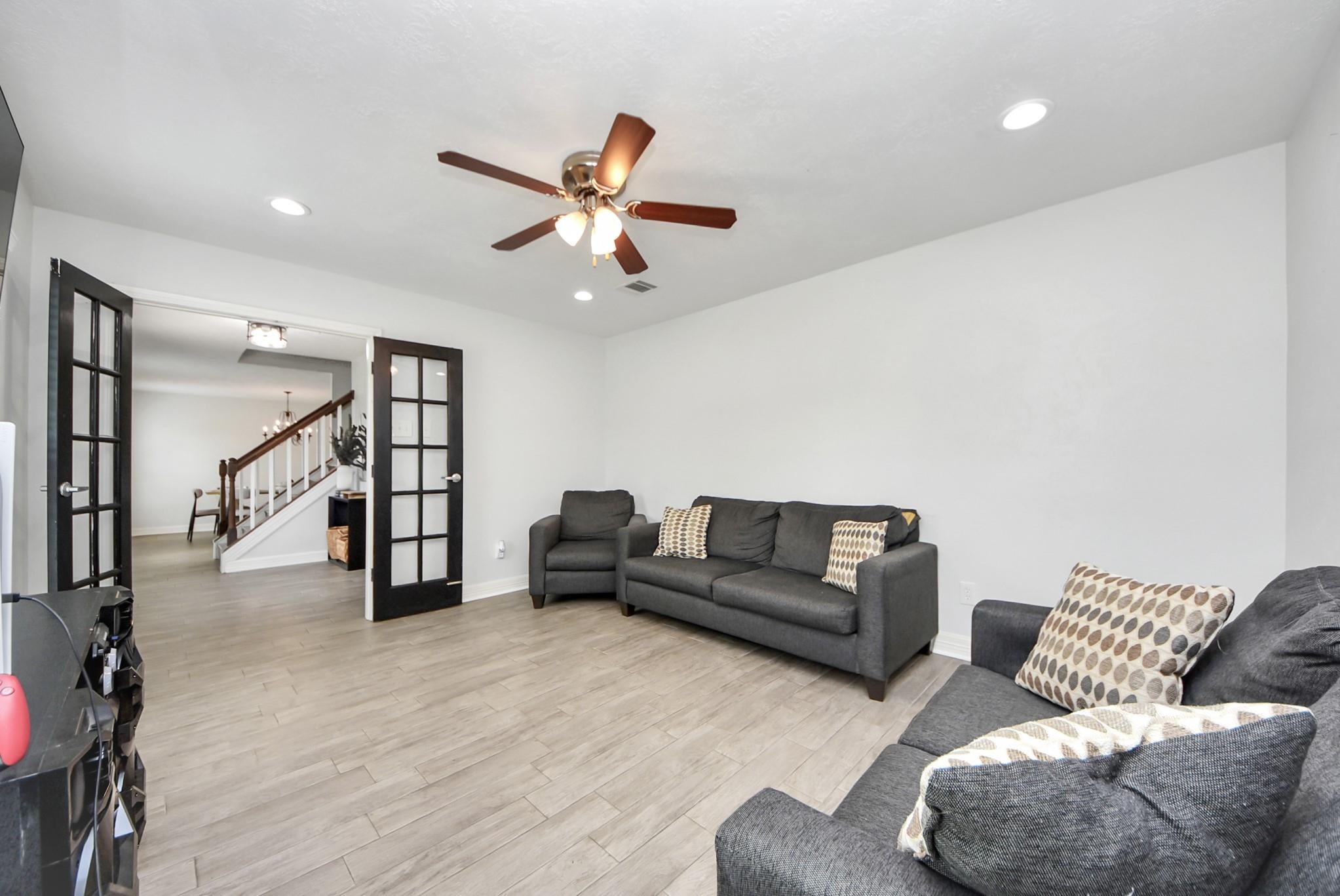 6603 Coldstream Dr, Pasadena, TX 77505 photo