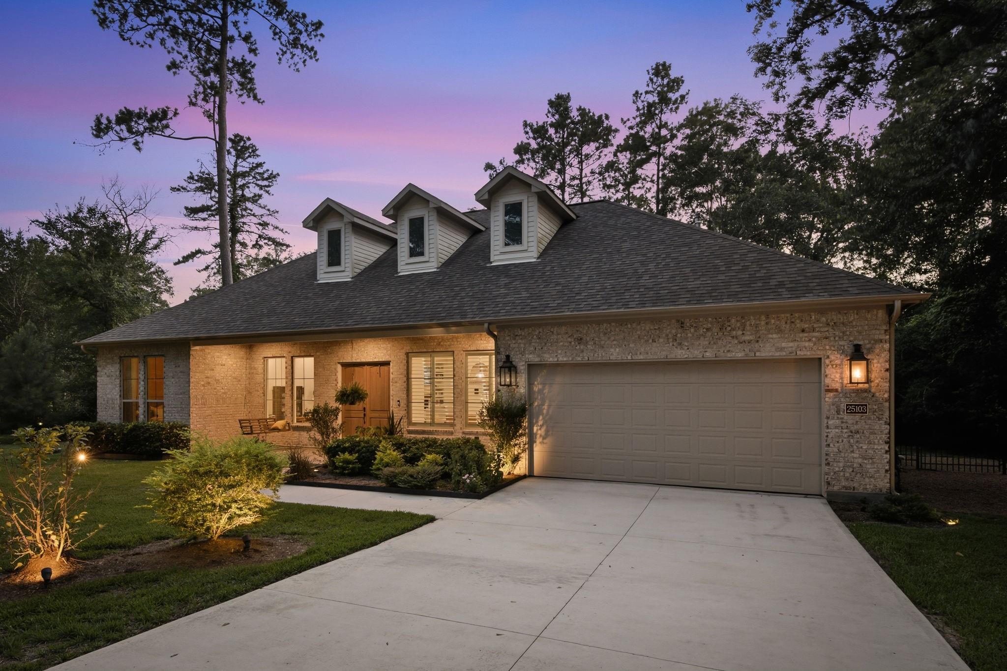 25103 Tara Plantation Dr, Tomball, TX 77375