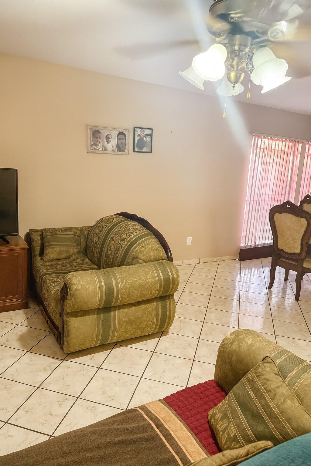 3335 Bandell Dr, Houston, TX 77045 photo