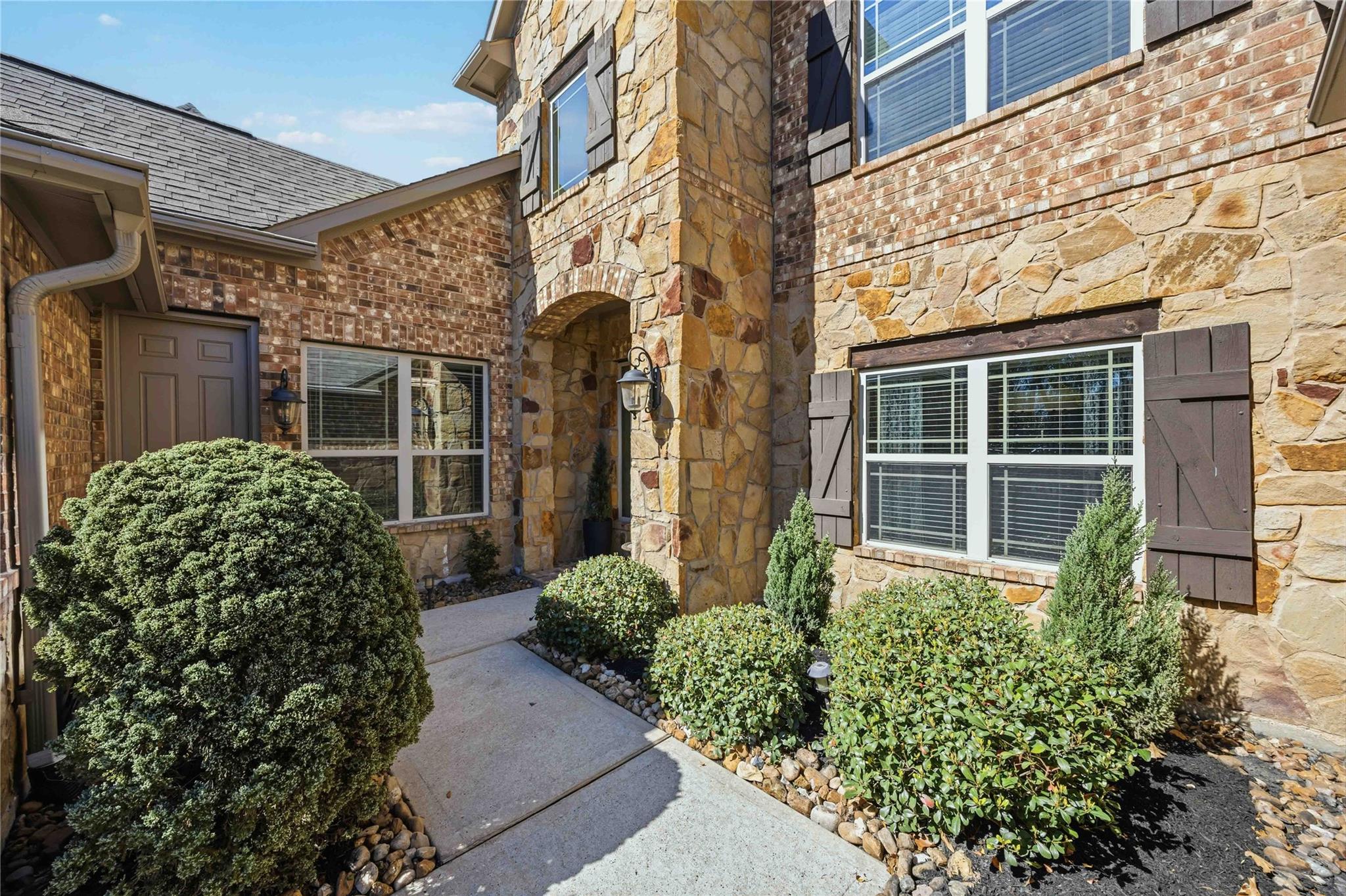 106 Joshuas Pl, Montgomery, TX 77316 photo