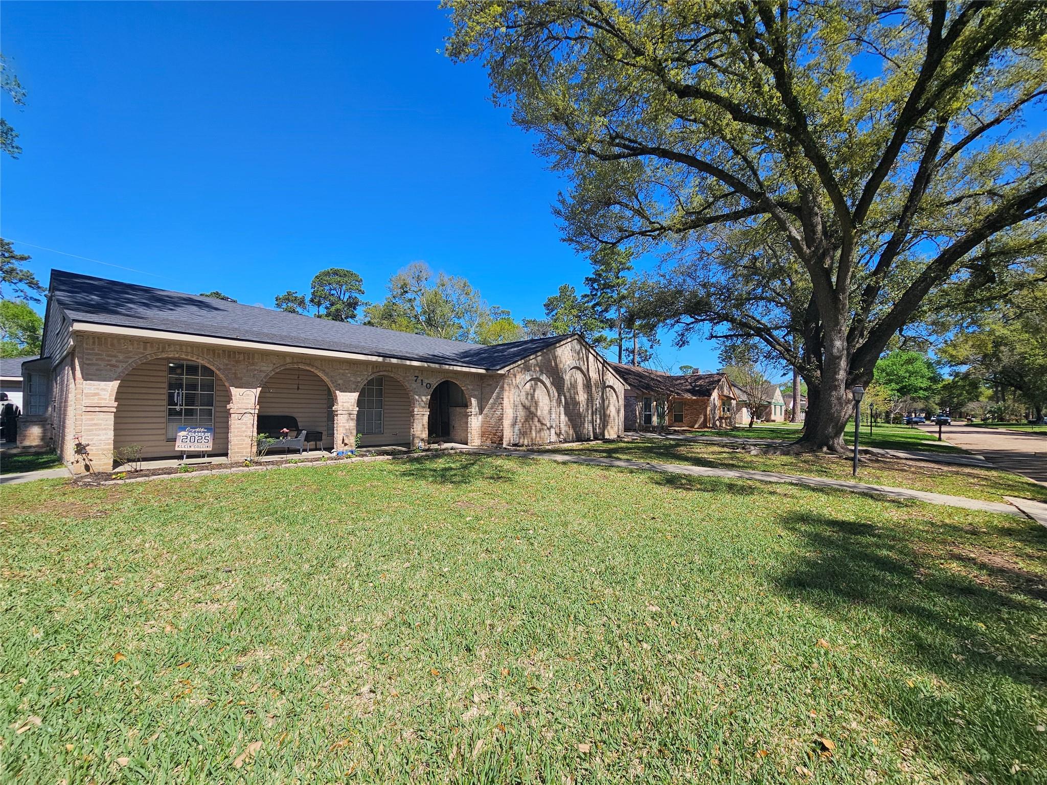 710 Enchanted River Dr, Spring, TX 77388 photo