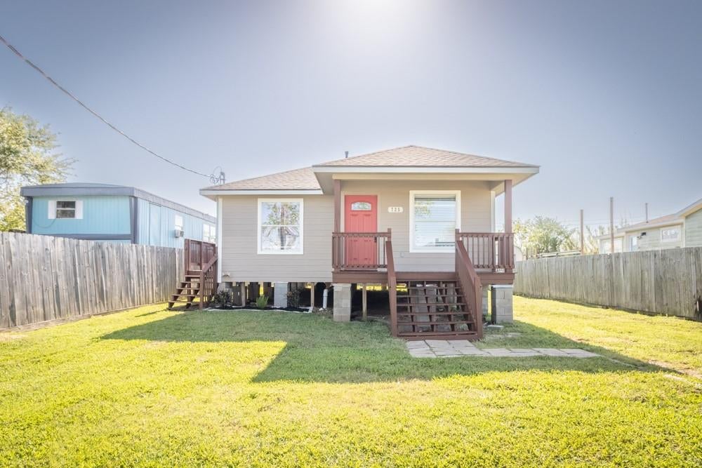 725 10 St, Dickinson, TX 77539 photo