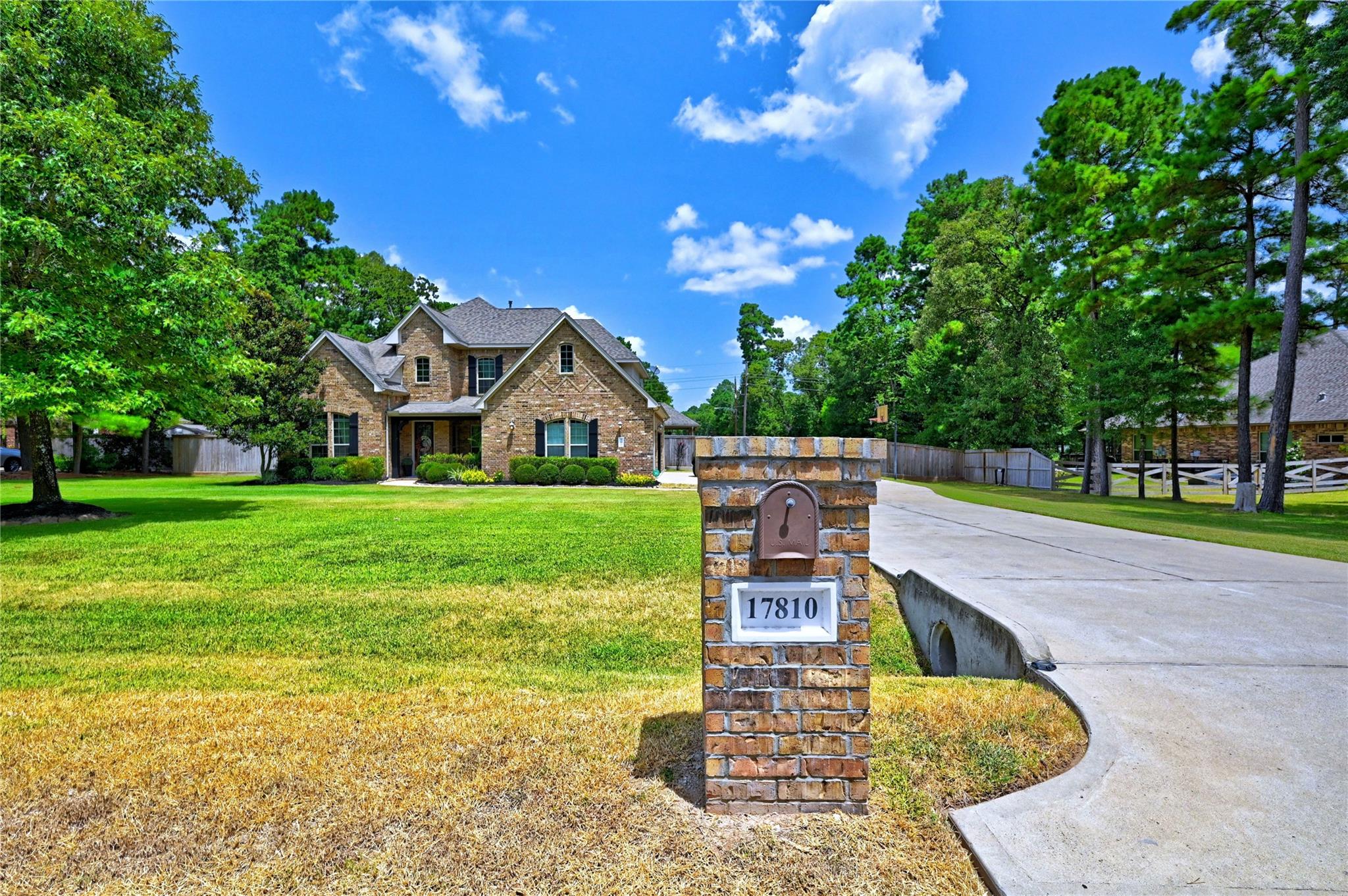 17810 Country Mdw, Magnolia, TX 77355