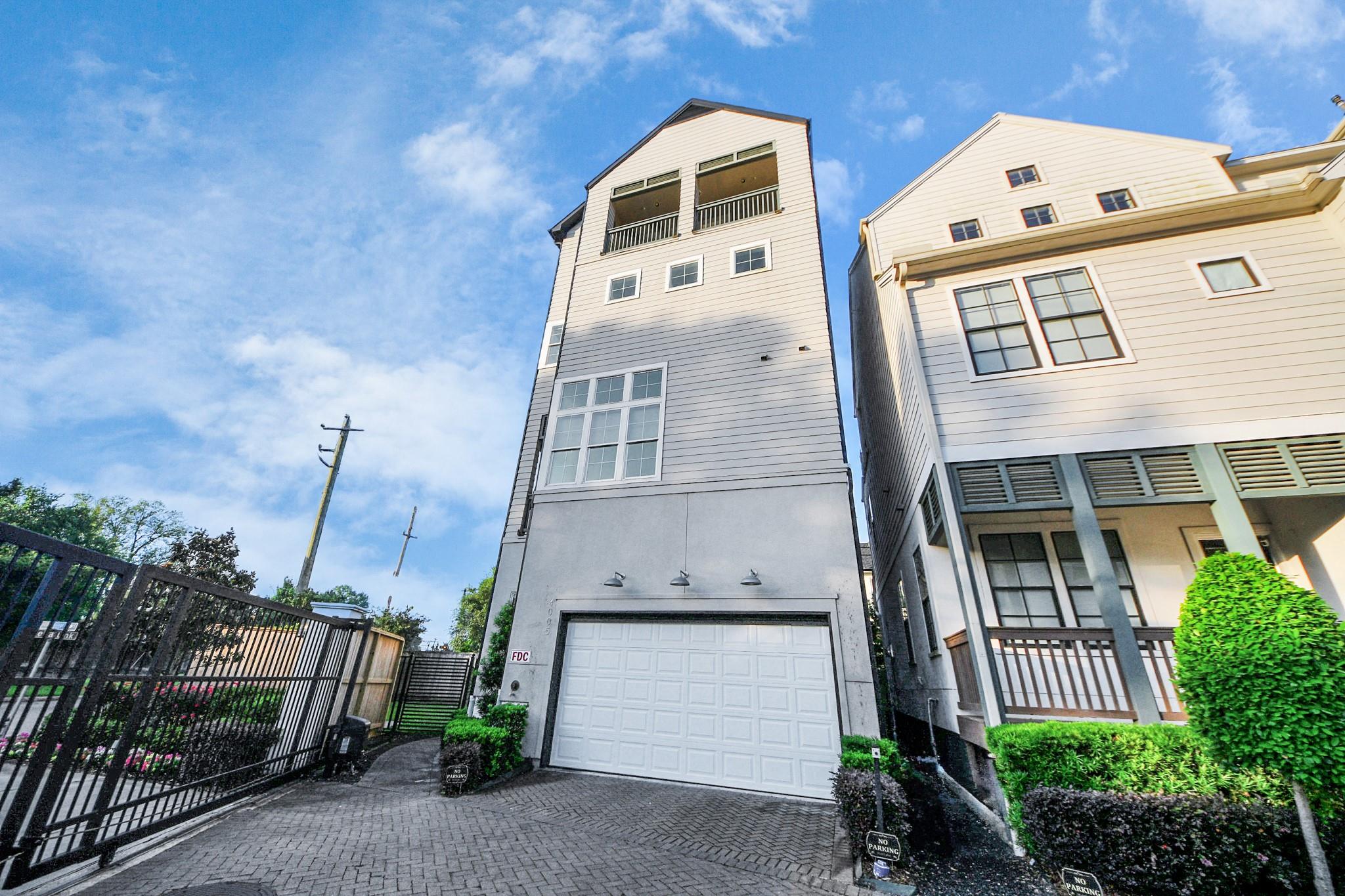 4005 Woodshire Village Ests, Houston, TX 77025 photo