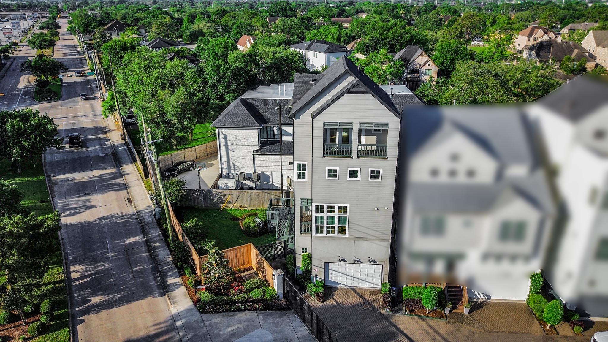 4005 Woodshire Village Ests, Houston, TX 77025 photo