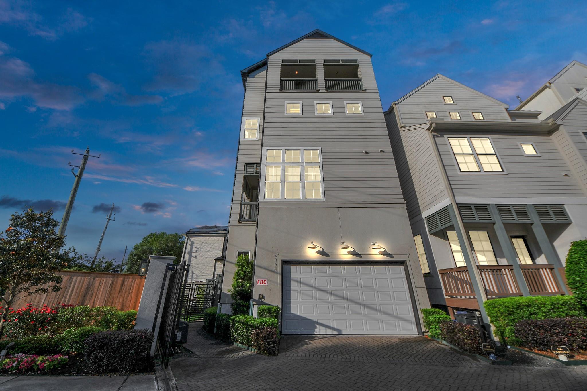 4005 Woodshire Village Ests, Houston, TX 77025 photo