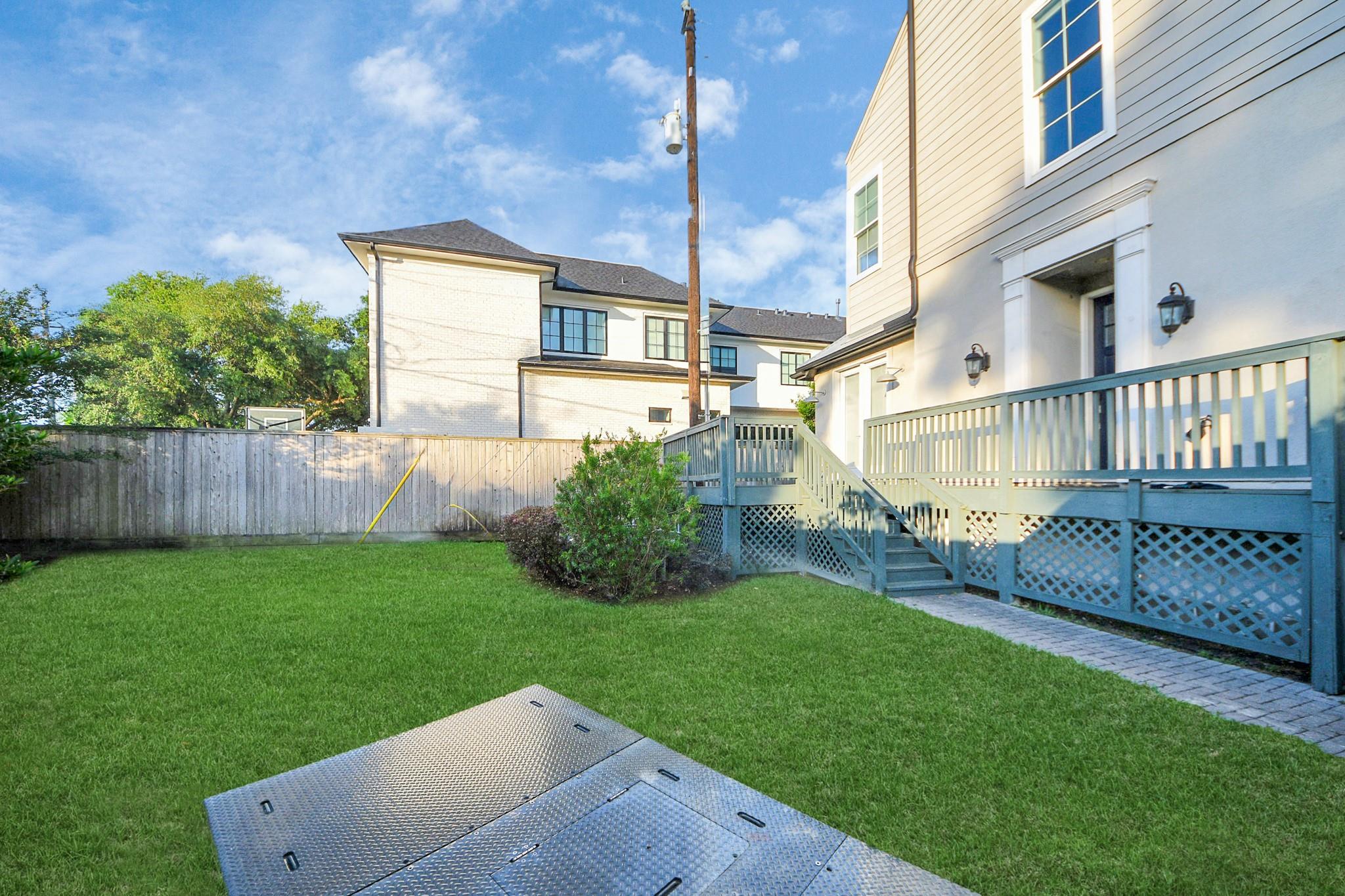 4005 Woodshire Village Ests, Houston, TX 77025 photo