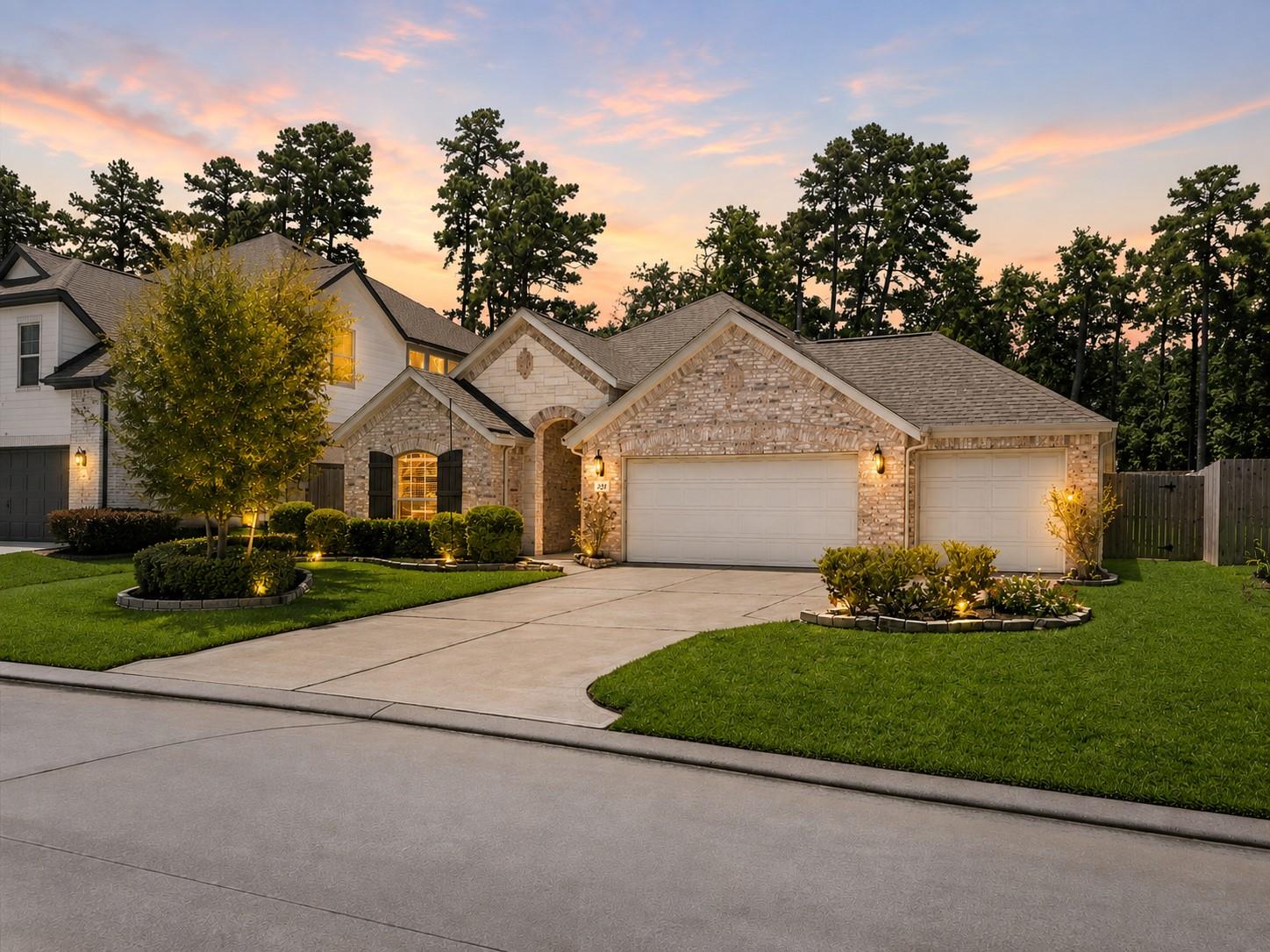 247 Scarlet Maple Way, Conroe, TX 77318