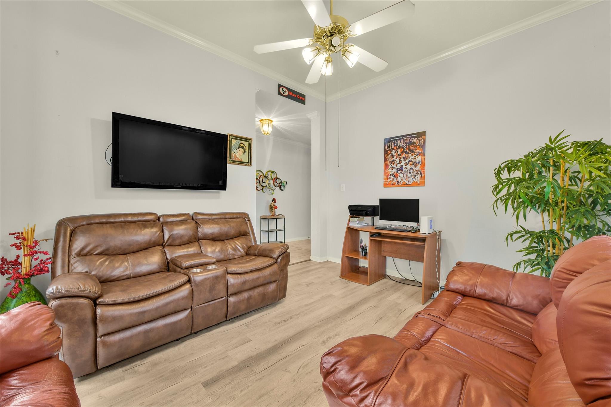 14002 Crown Glen Ct, Houston, TX 77062 photo
