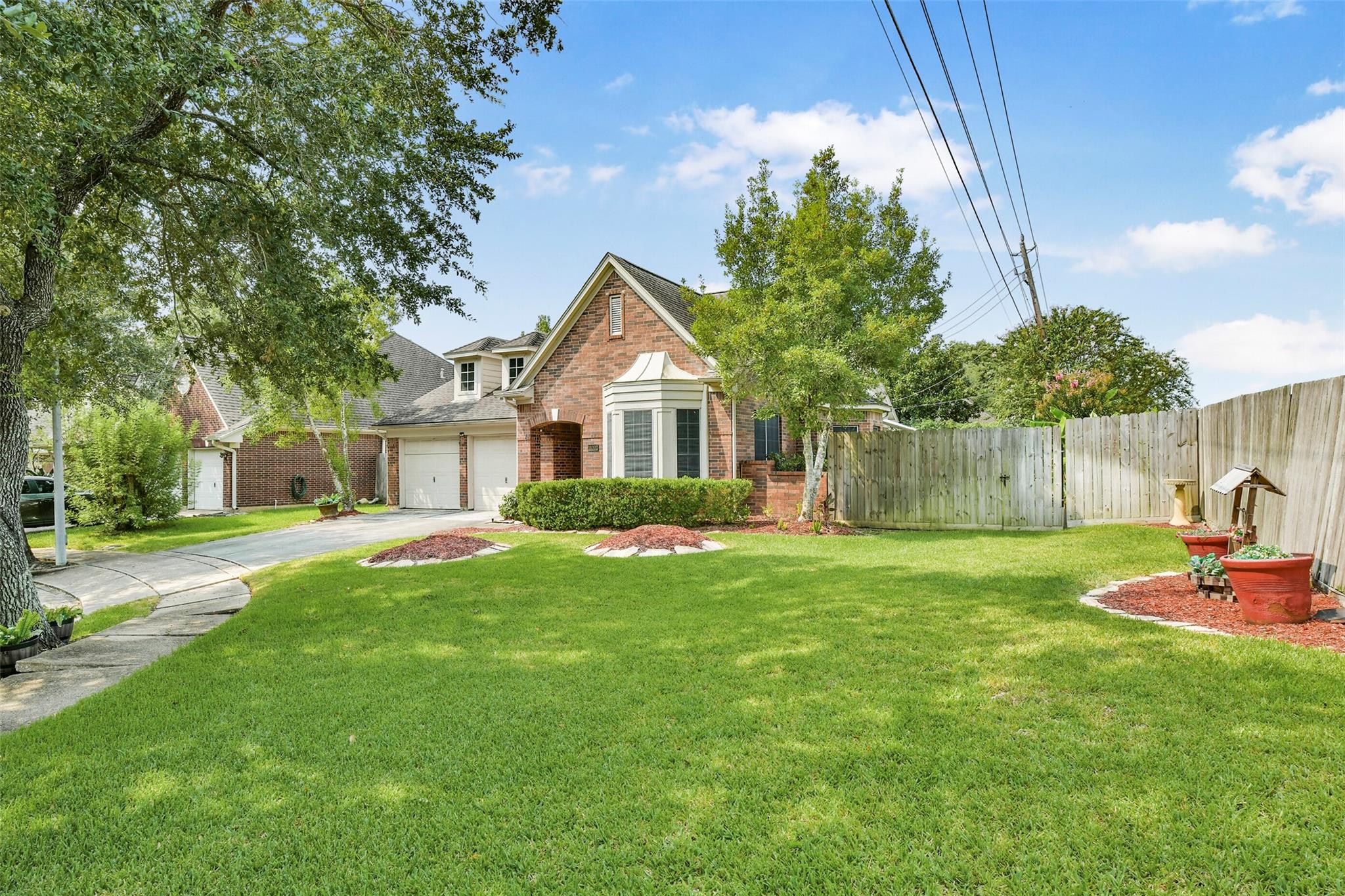 14002 Crown Glen Ct, Houston, TX 77062 photo