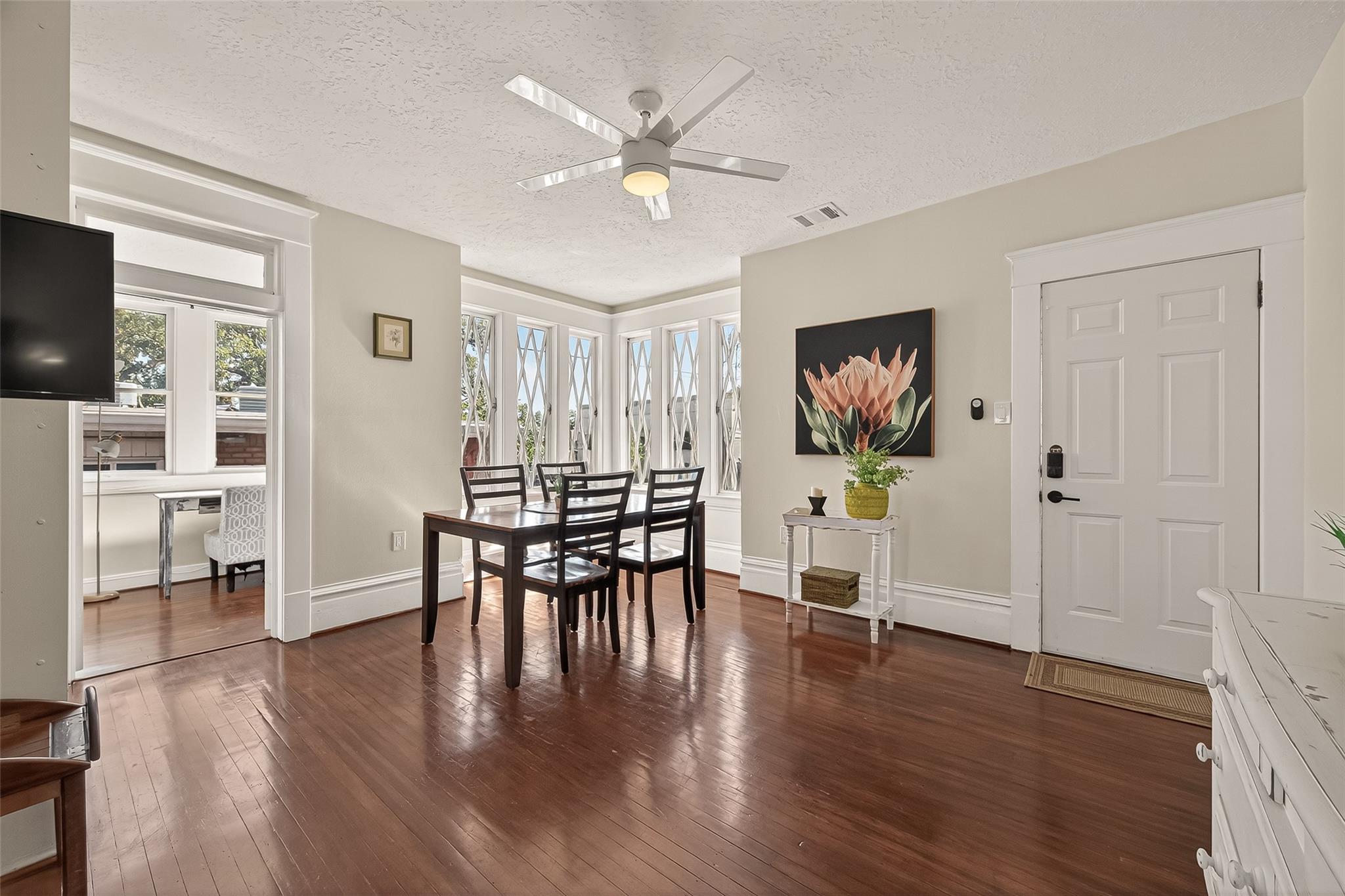 324 W Alabama St, Houston, TX 77006 photo