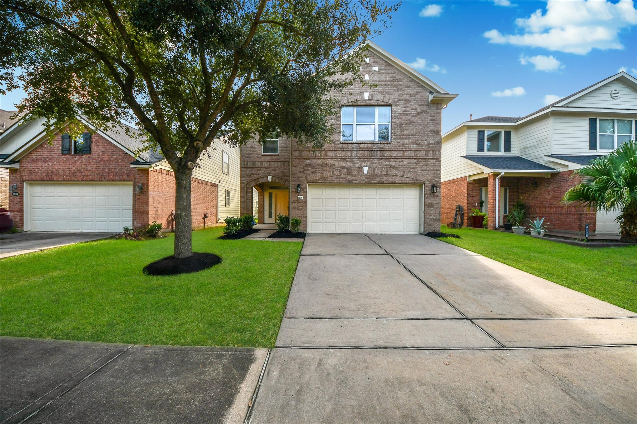 10847 Shepherd Falls Ln, Houston, TX 77075