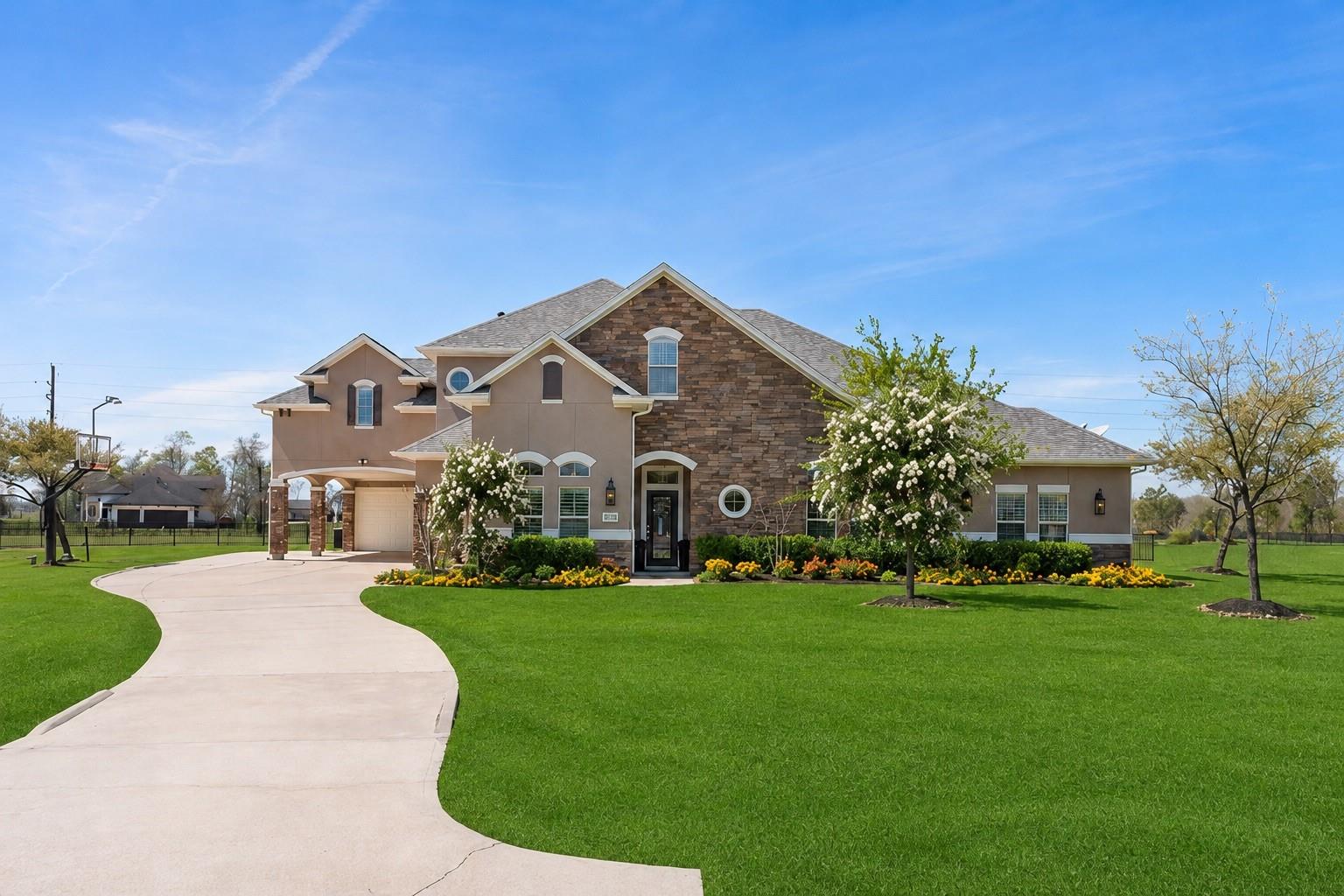 8703 Majesty Ln, Richmond, TX 77469 photo