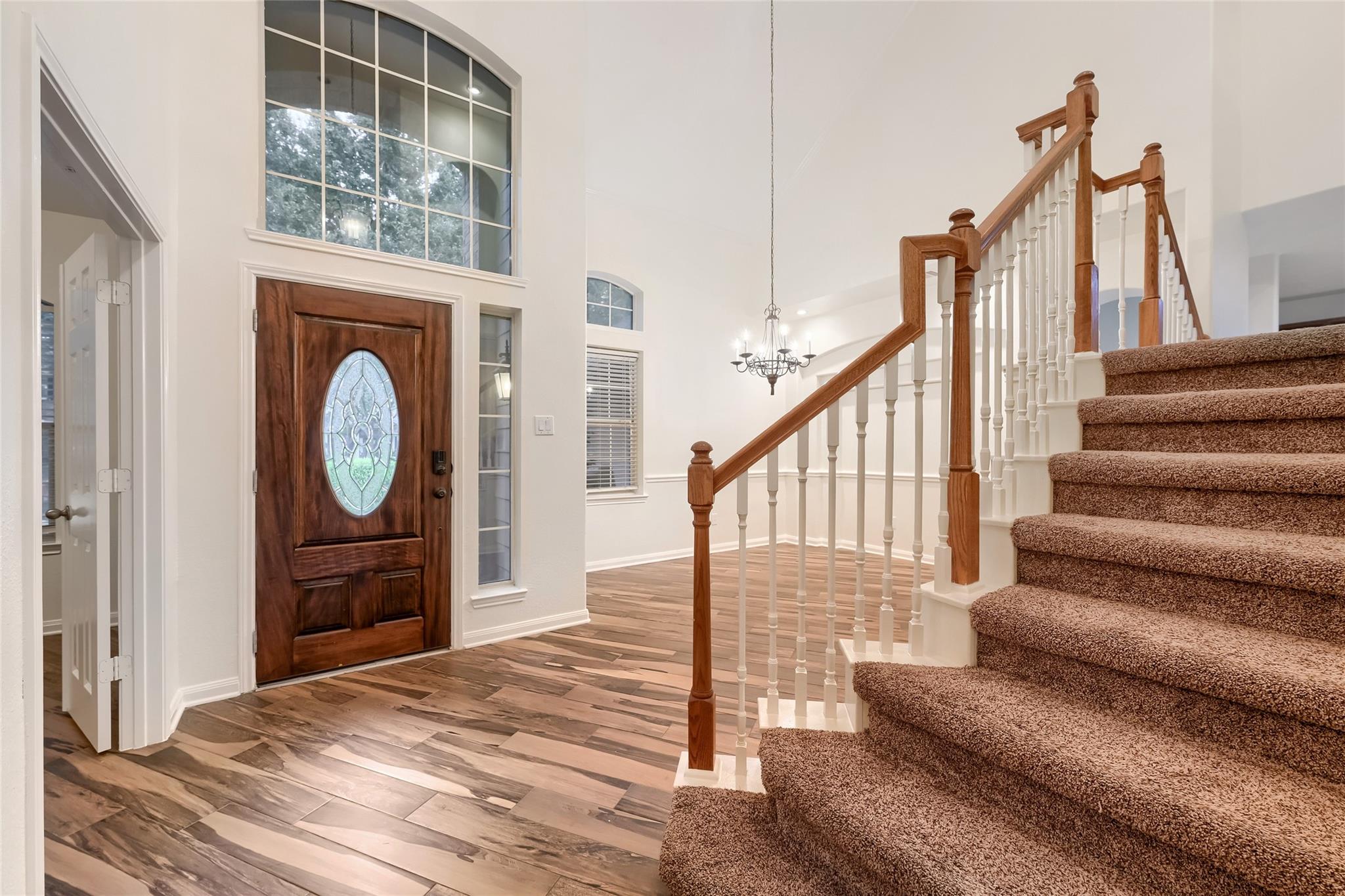 511 Silver Creek Cir, Richmond, TX 77406 photo
