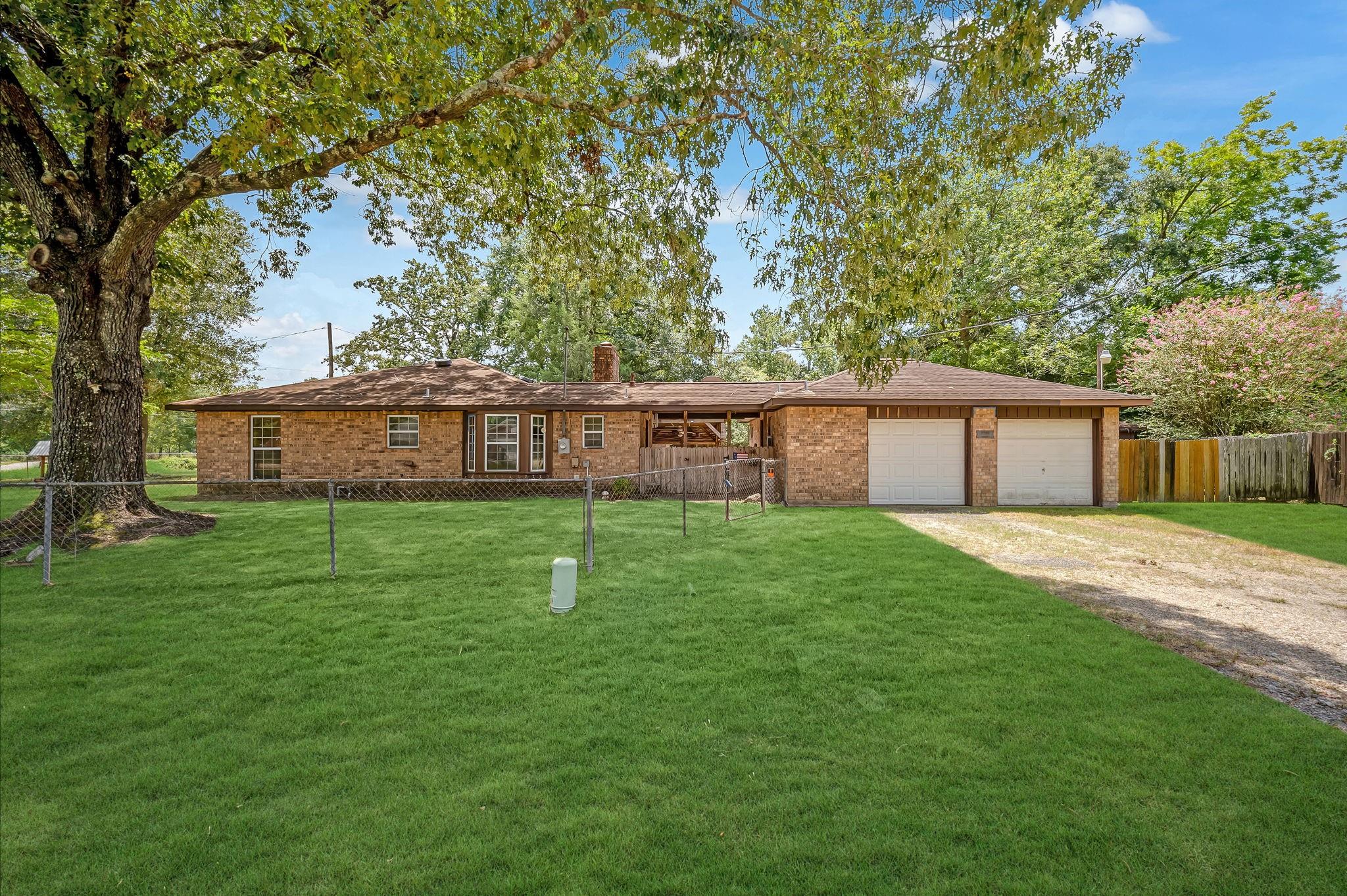 19904 Mercedell Dr, Porter, TX 77365 photo