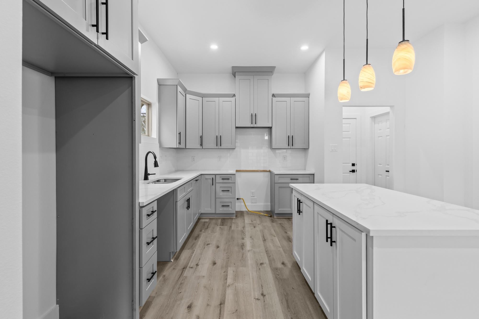7816 Denton St, Houston, TX 77028 photo