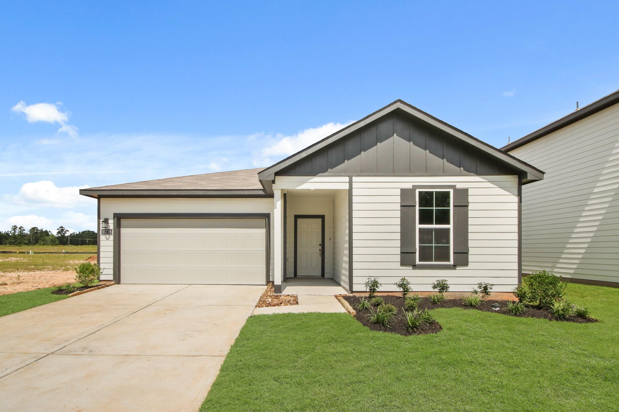 10778 Red Flagstone Dr, Conroe, TX 77306