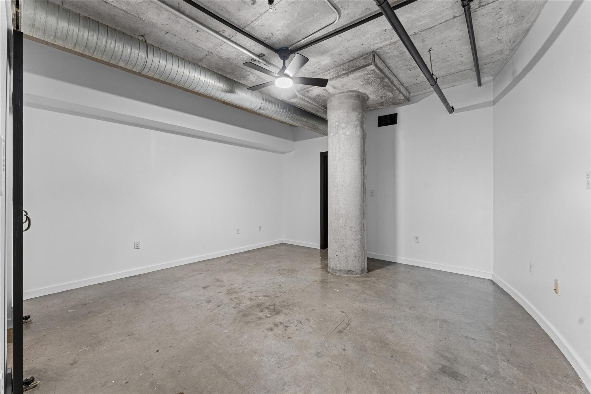 2000 Bagby St #11416, Houston, TX 77002 photo
