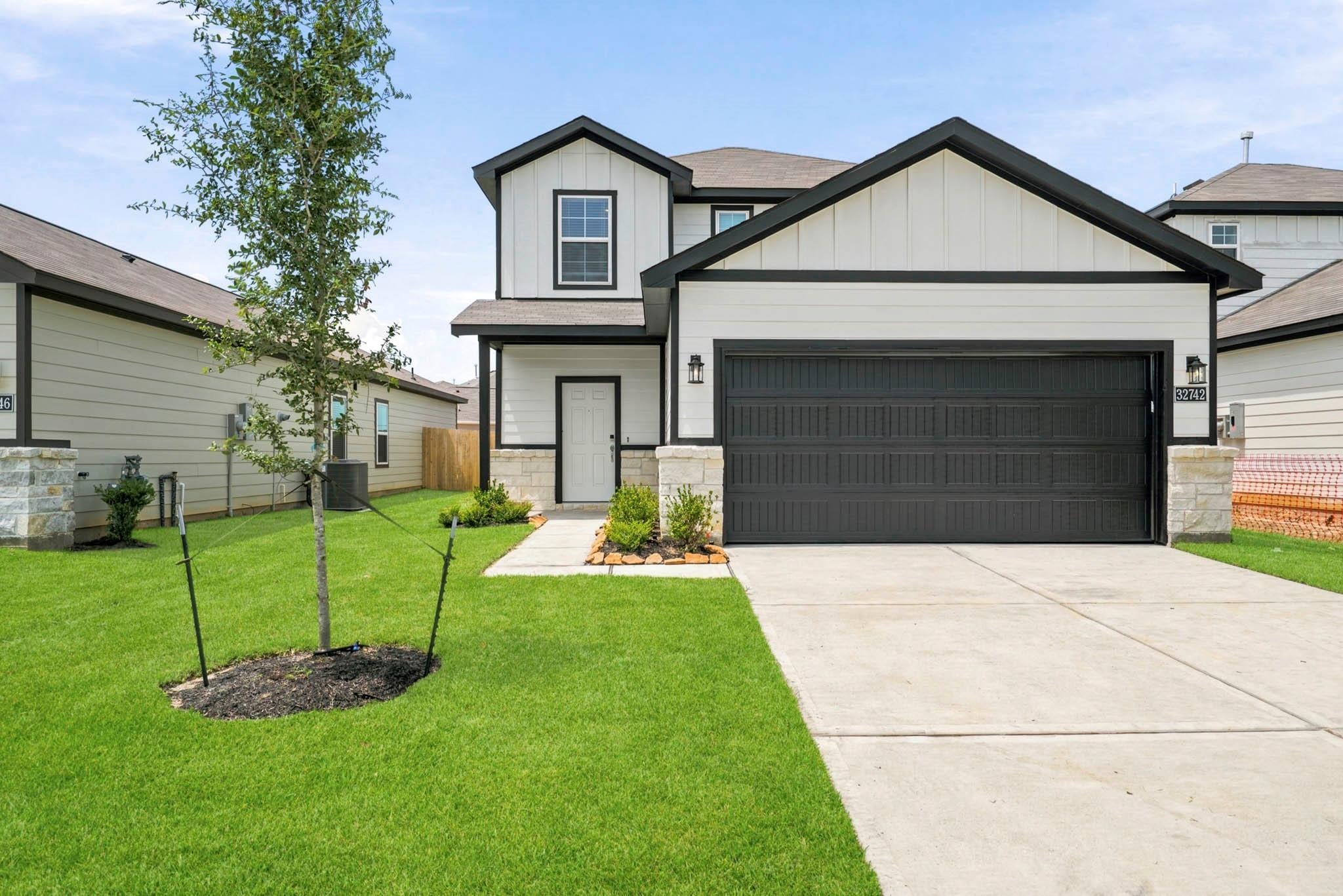 32742 Laureate Dr, Brookshire, TX 77423