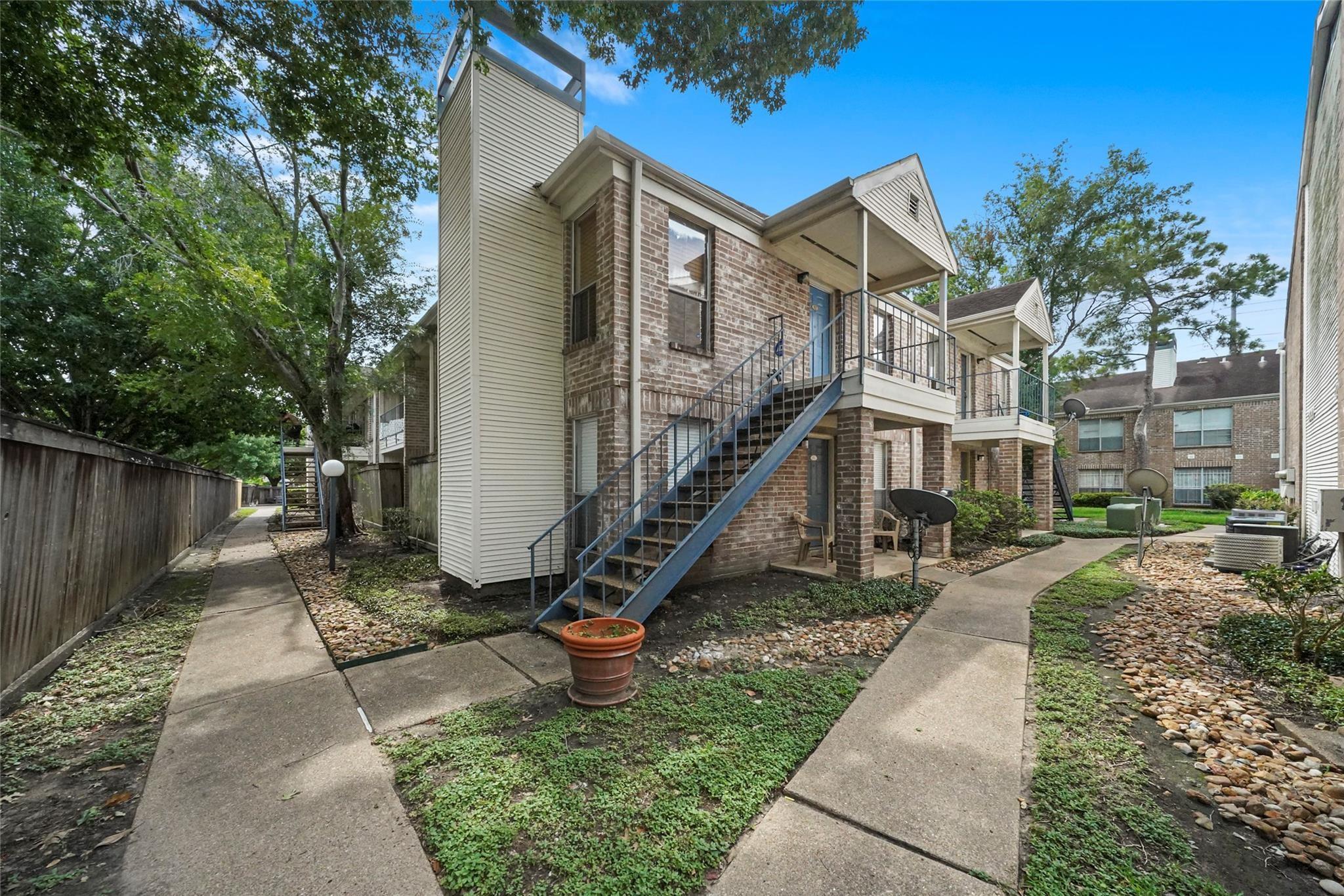 3900 Woodchase Dr #52, Houston, TX 77042 photo