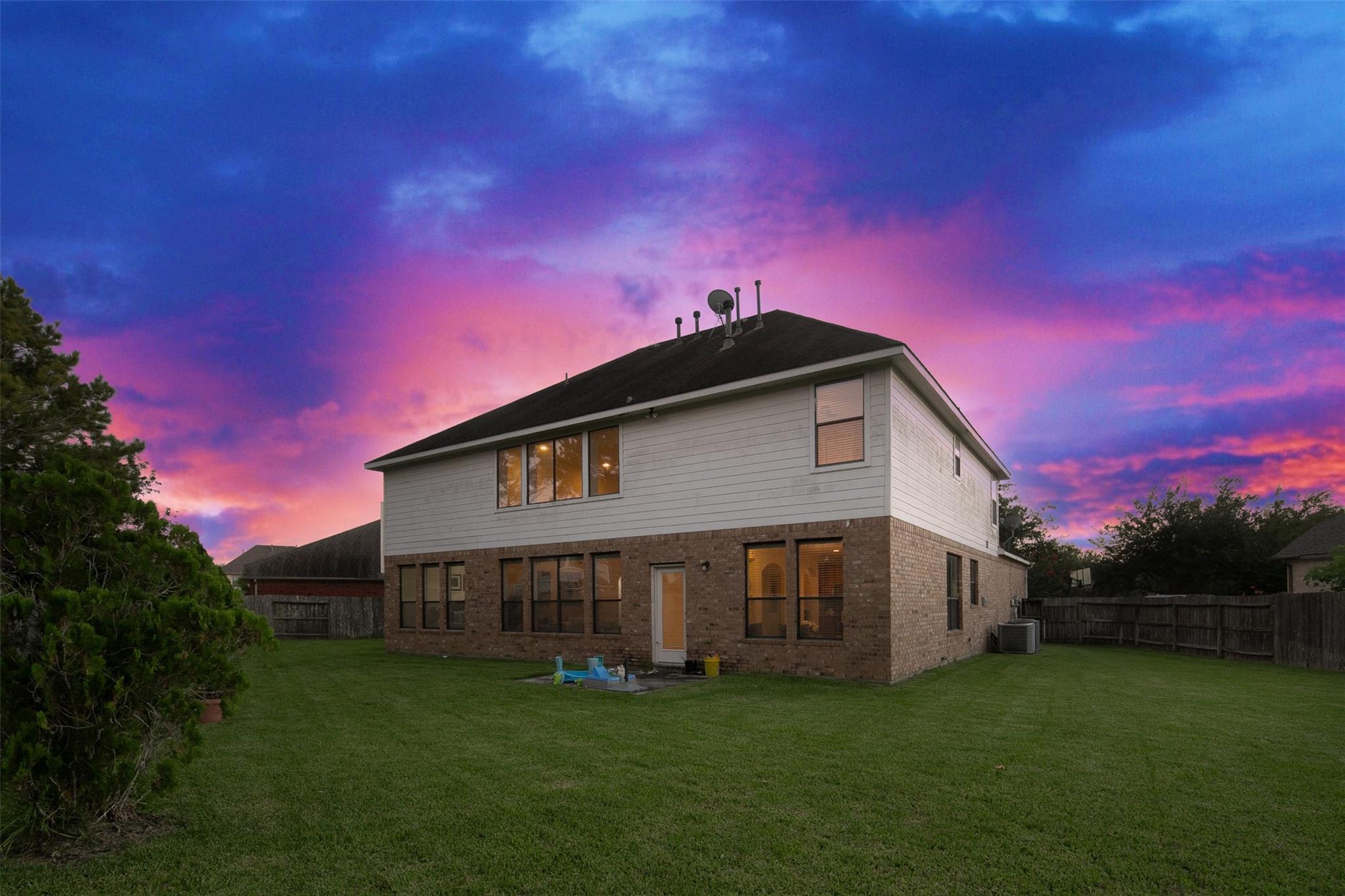 6715 Lathrop Ct, Sugar Land, TX 77479 photo