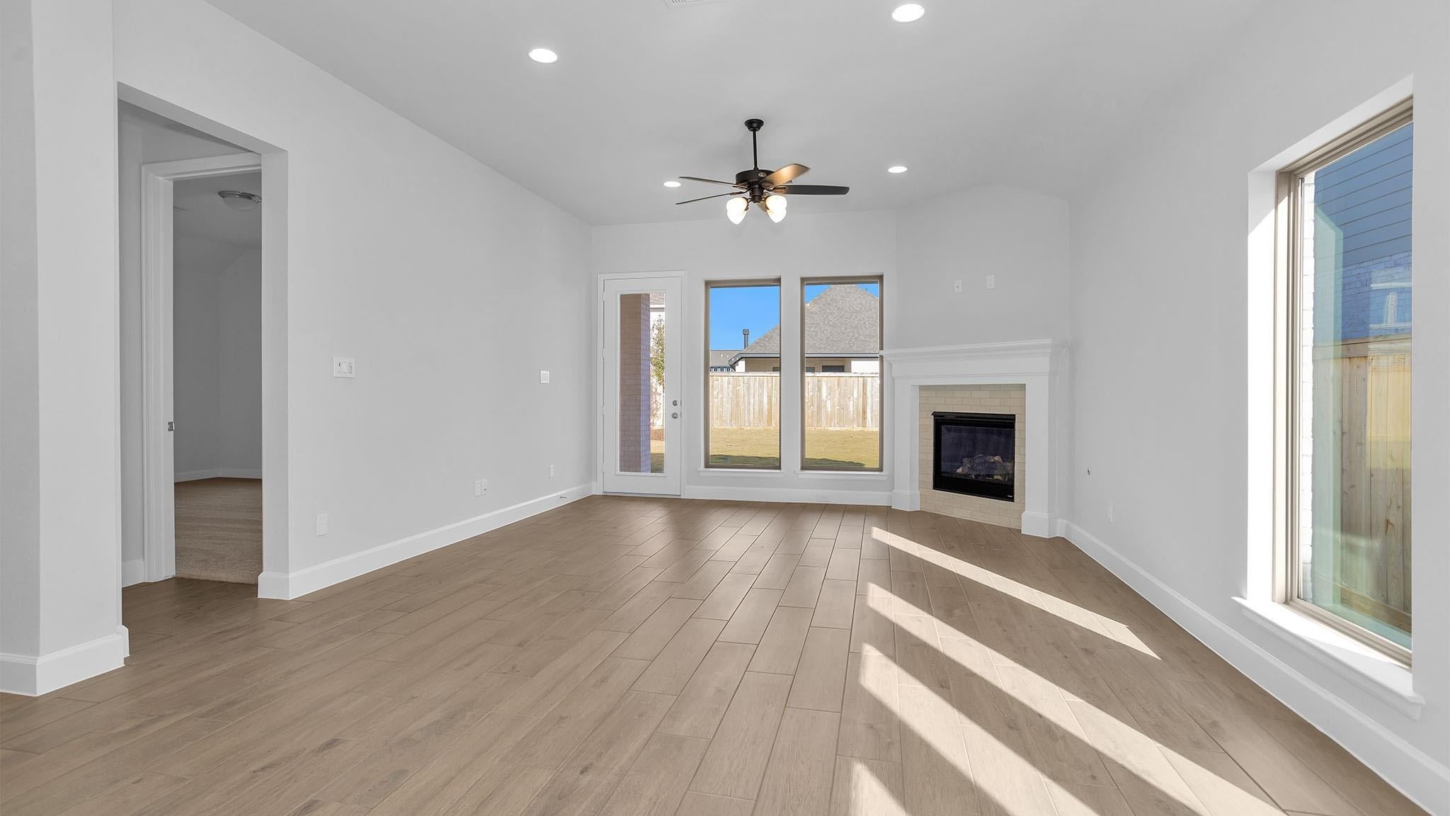 21918 Woodland Hawthorn Ln, Cypress, TX 77433 photo