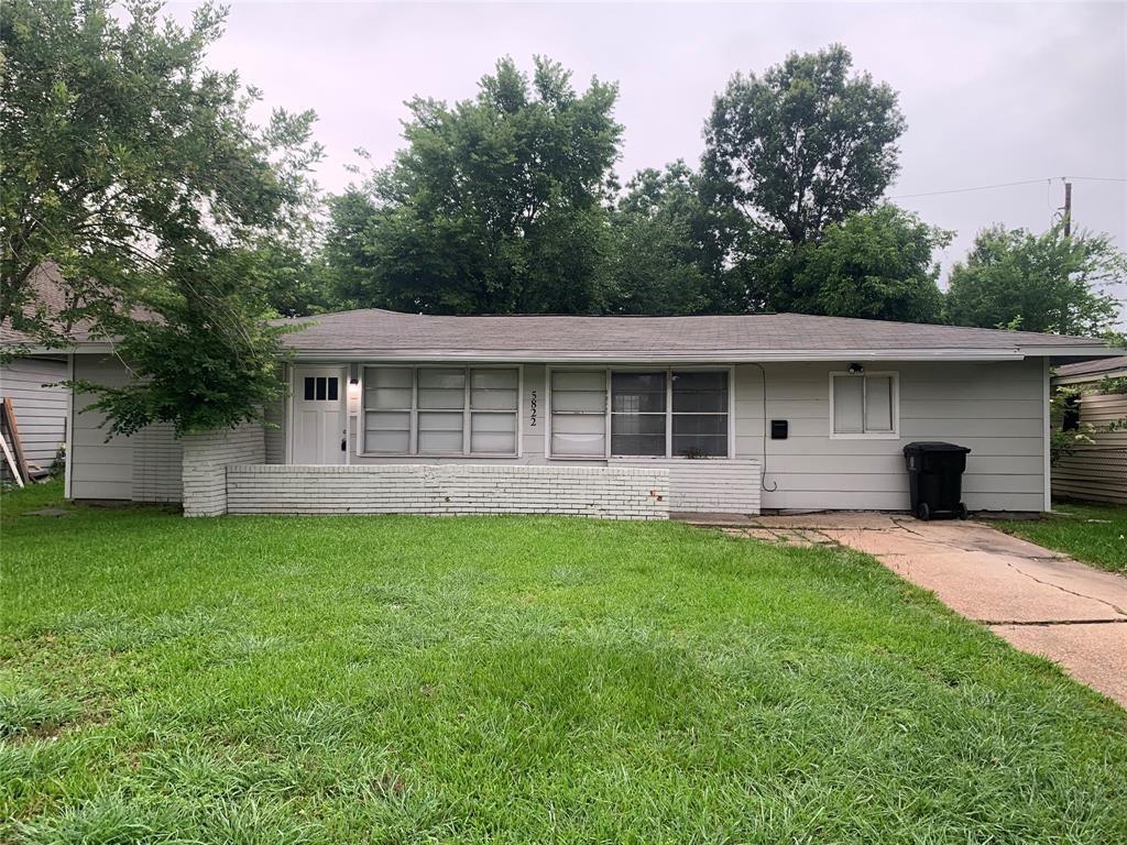 5822 Glenhurst Dr, Houston, TX 77033