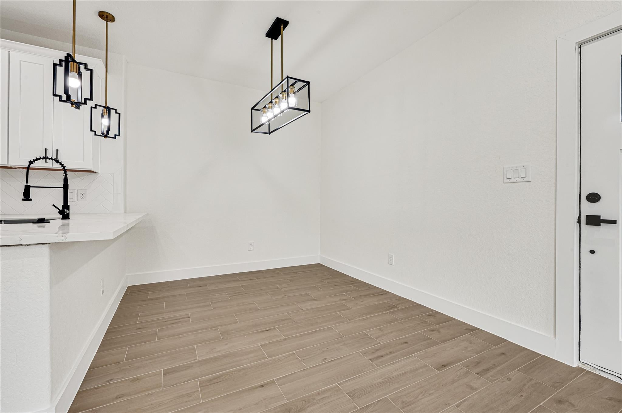 430 Rhode Island St, Houston, TX 77029 photo