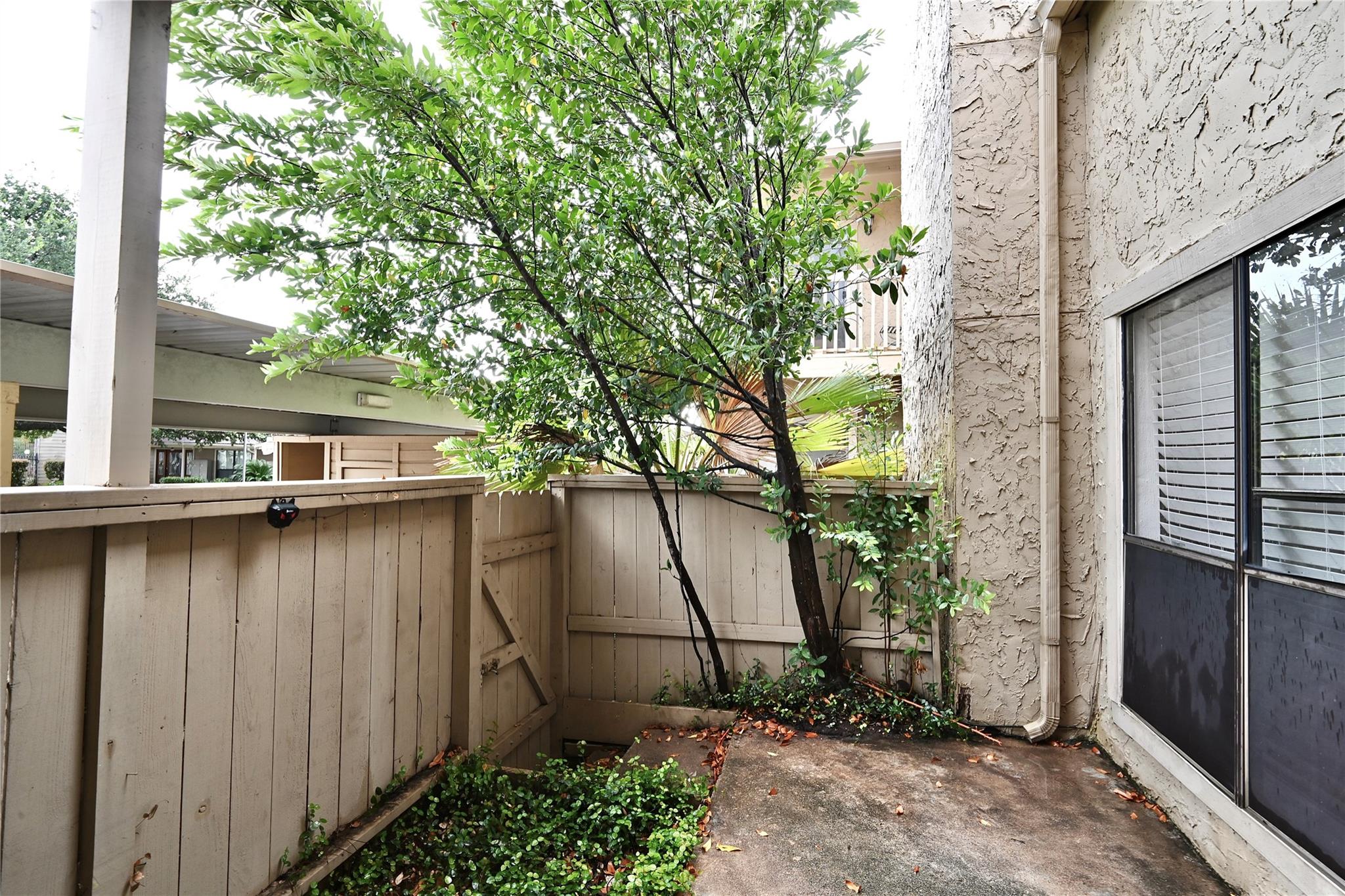 9407 Pagewood Ln, Houston, TX 77063