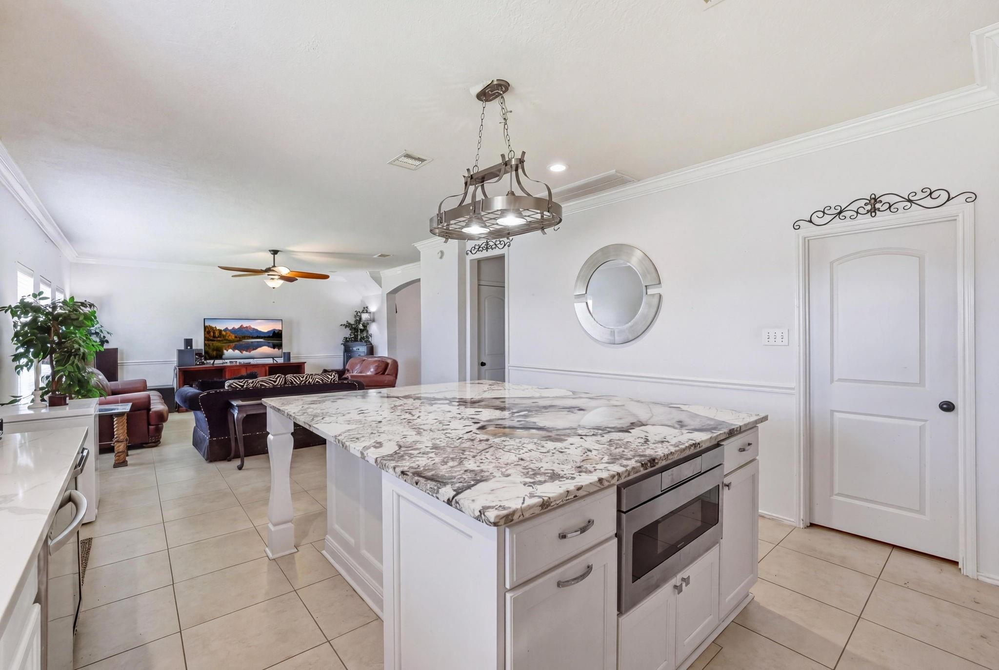6407 Hillock Ln, Pearland, TX 77584 photo