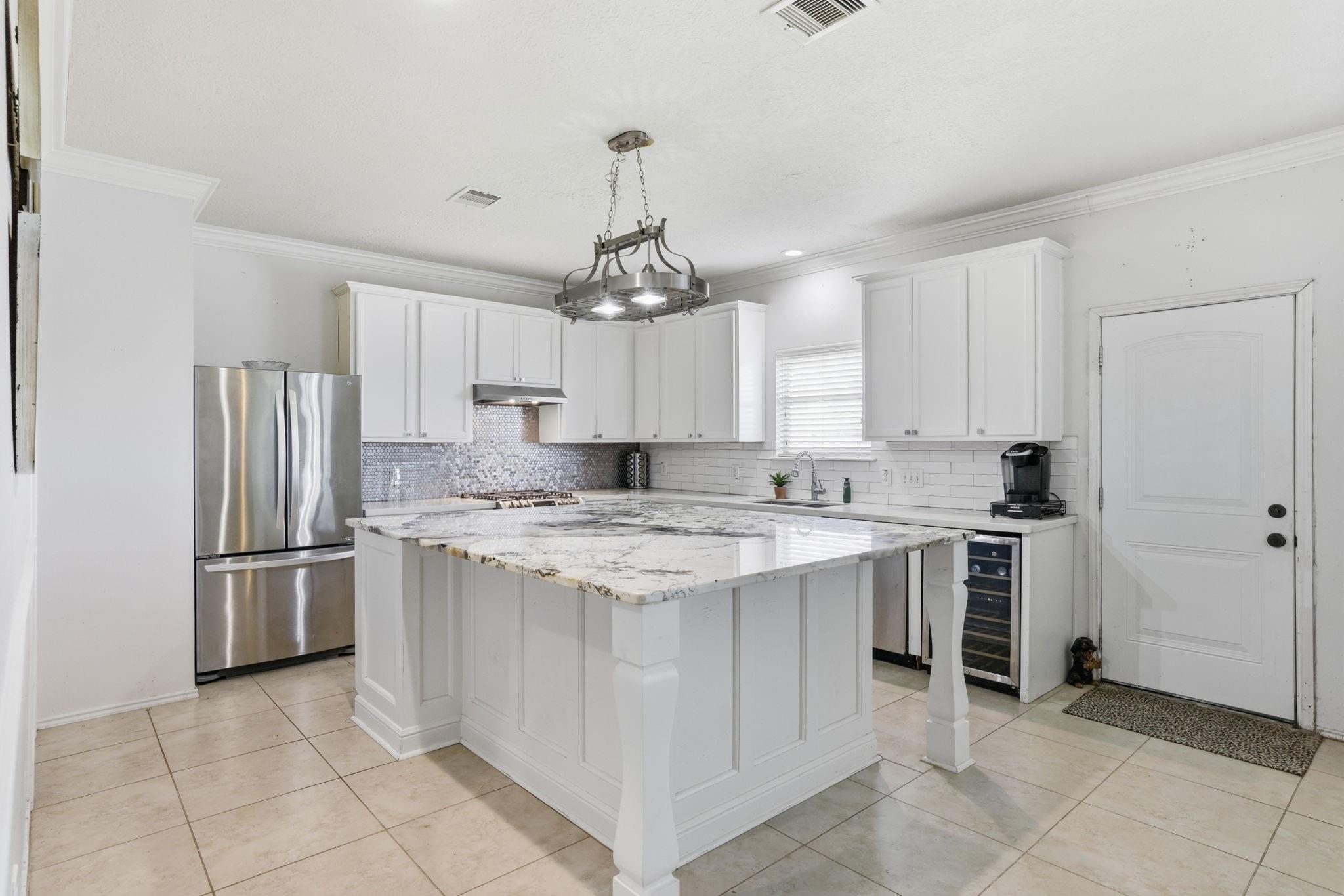 6407 Hillock Ln, Pearland, TX 77584 photo