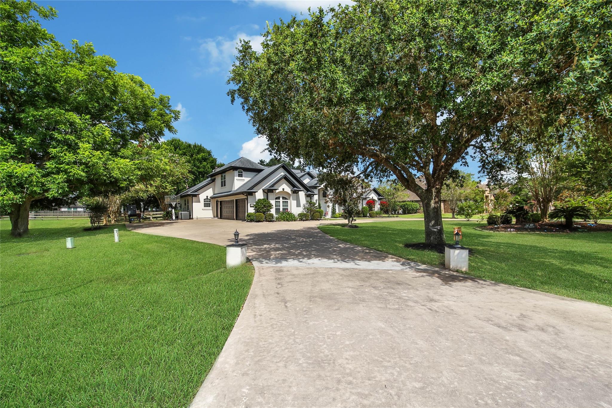 3531 Woodbine Dr, Fulshear, TX 77441 photo