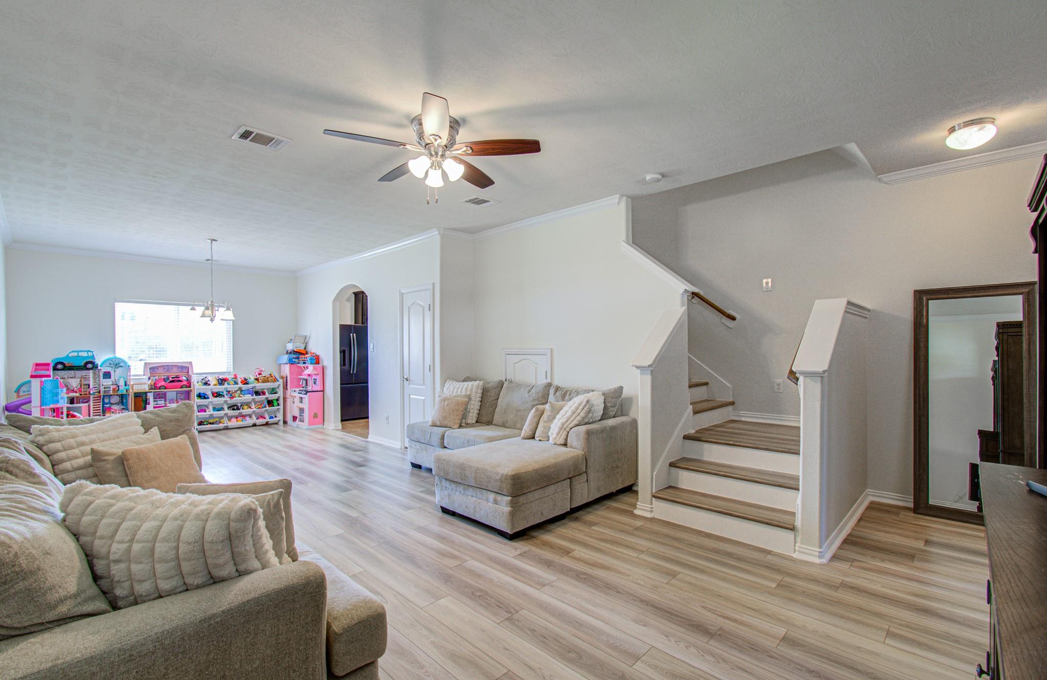 19907 Drake Shadows Ln, Katy, TX 77449 photo