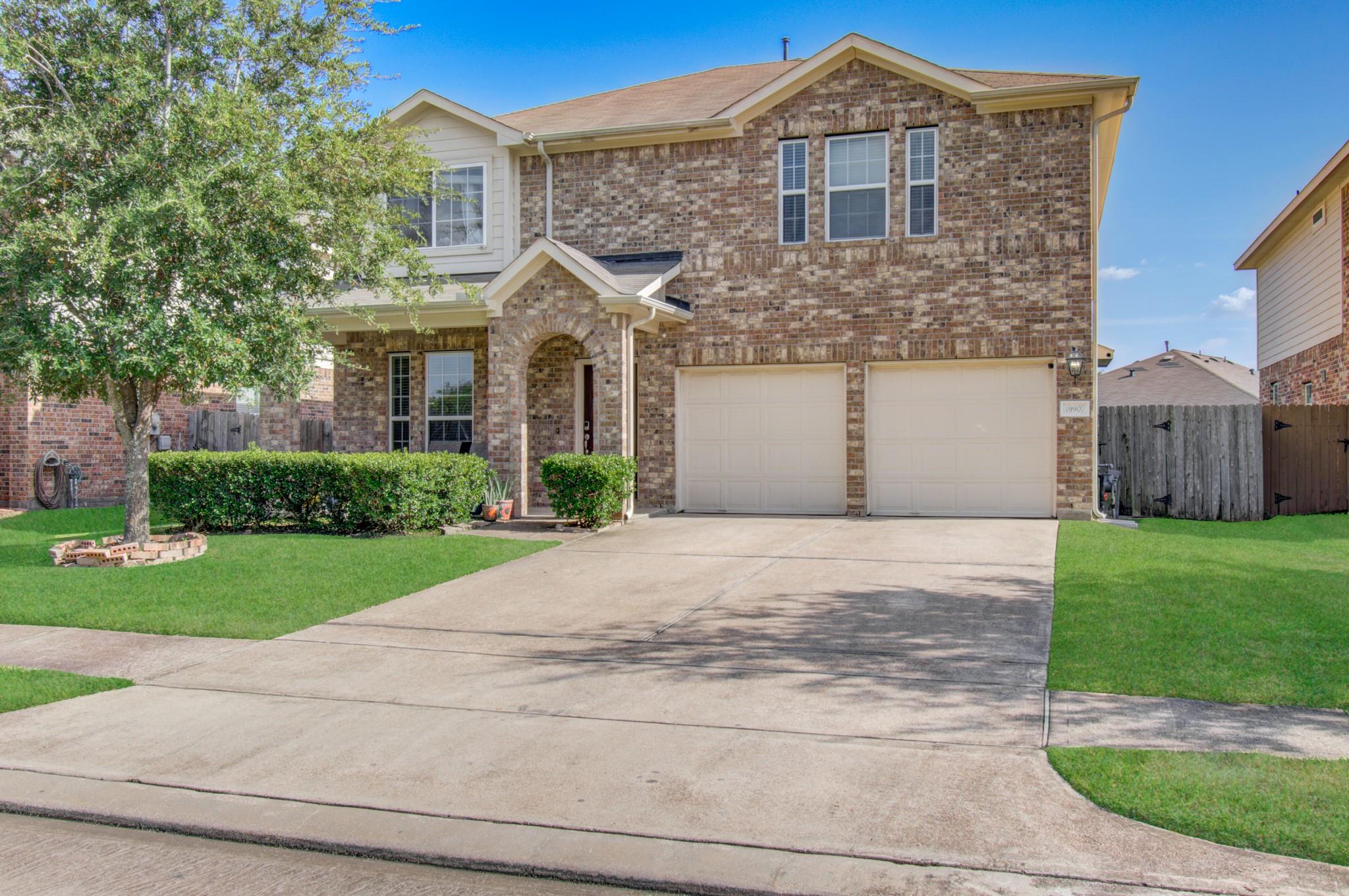 19907 Drake Shadows Ln, Katy, TX 77449 photo
