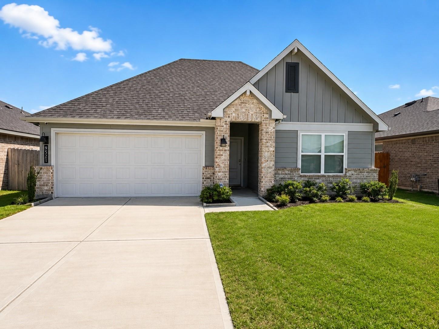 9521 Chelsea St, Texas City, TX 77591