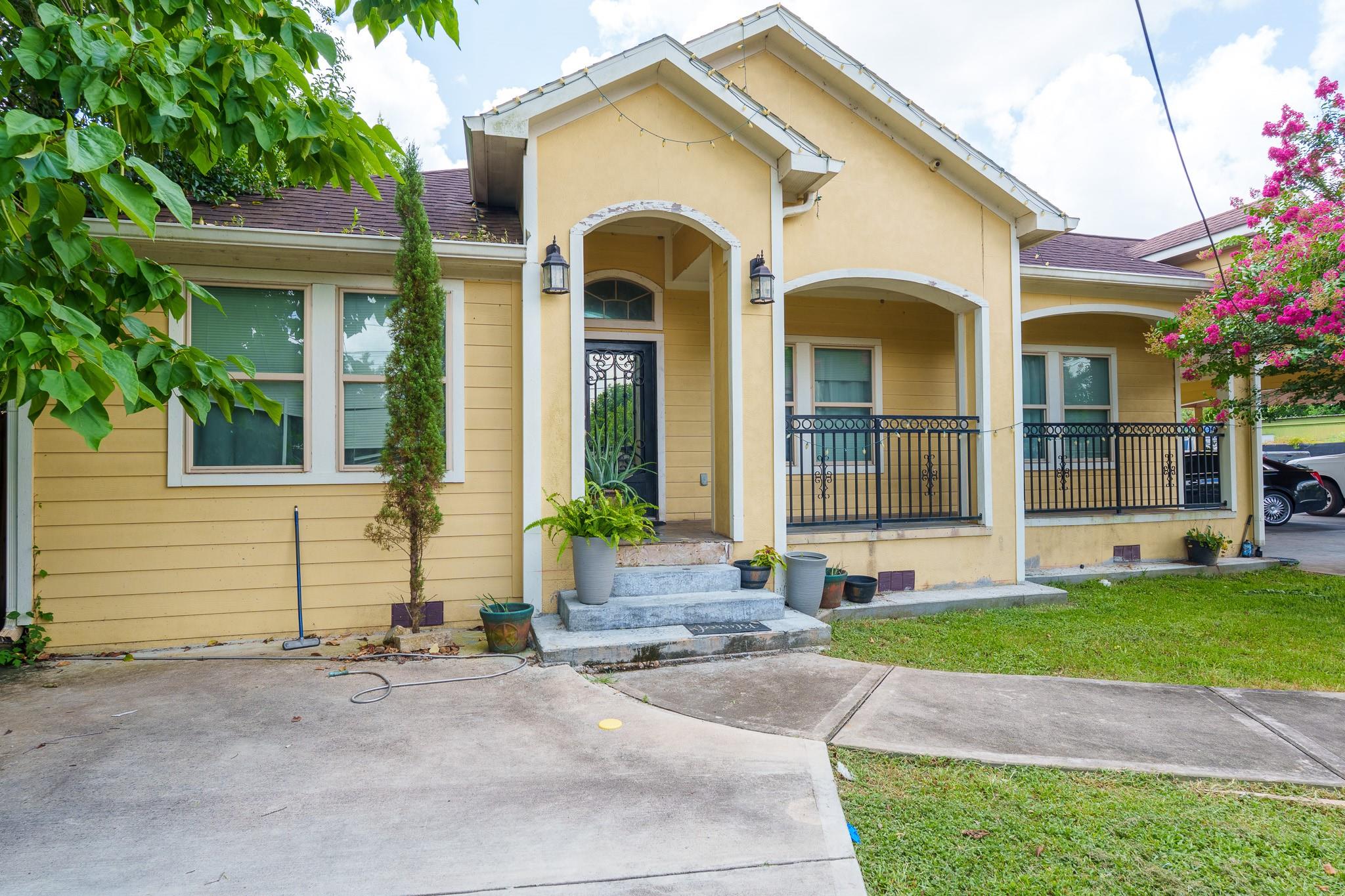 2106 Bertrand St, Houston, TX 77093