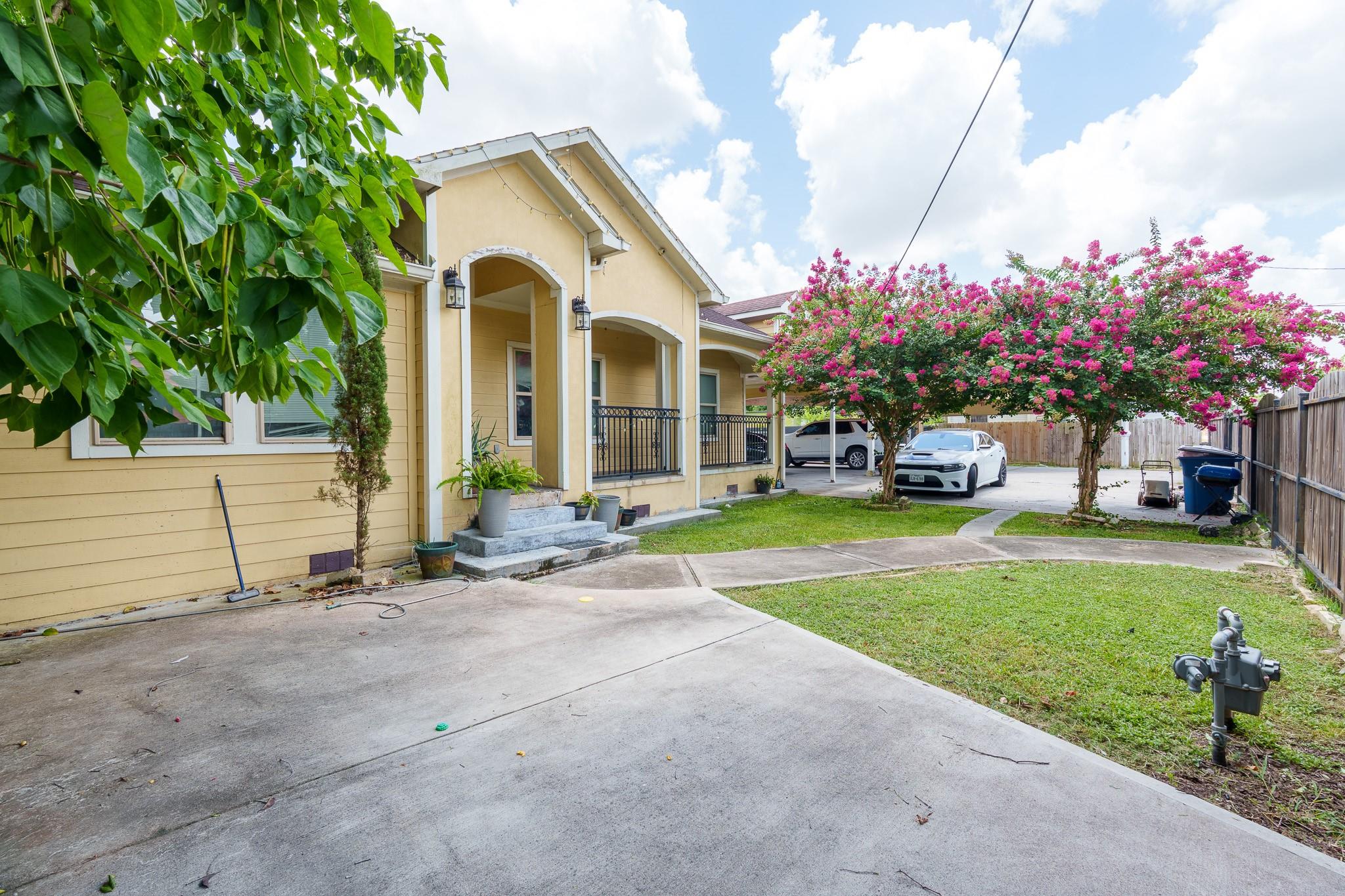 2106 Bertrand St, Houston, TX 77093 photo
