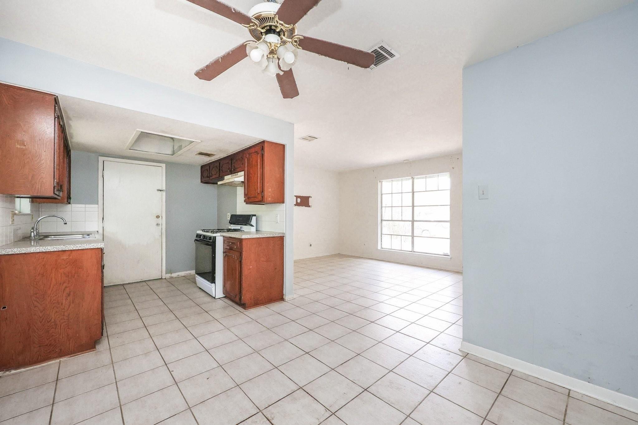 4426 Sandydale Ln, Houston, TX 77039 photo