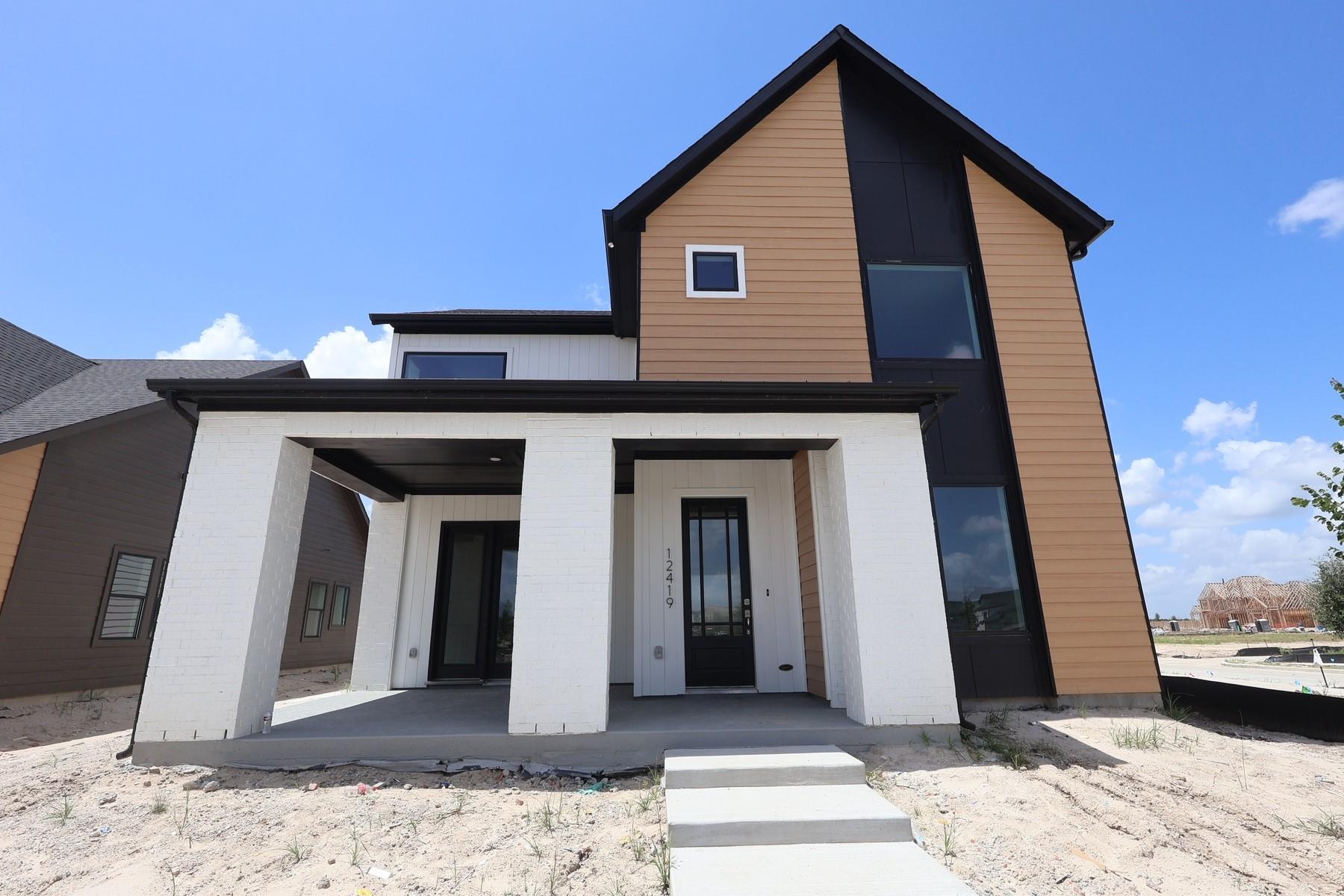 12419 Emerald Enclave Dr, Cypress, TX 77433 photo