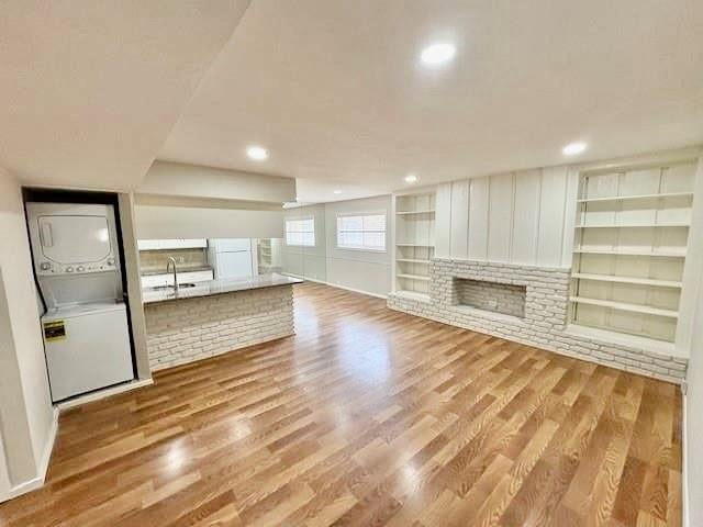 2101 Fountain View Dr, Houston, TX 77057