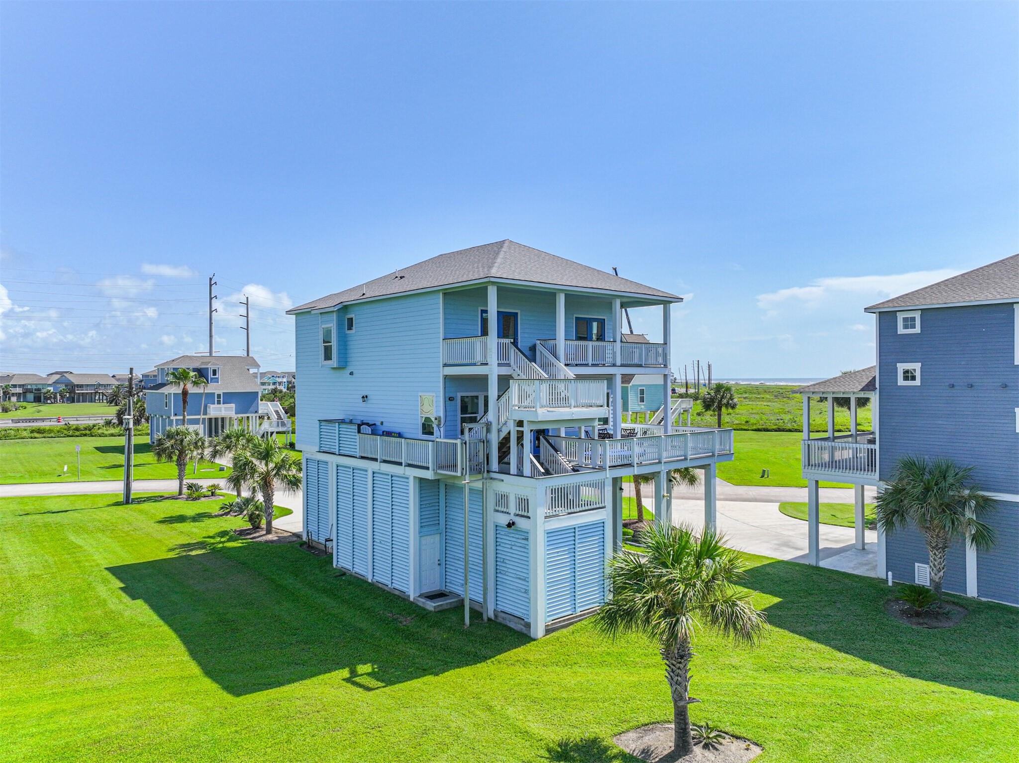 25027 Intrepid Ln, Galveston, TX 77554 photo