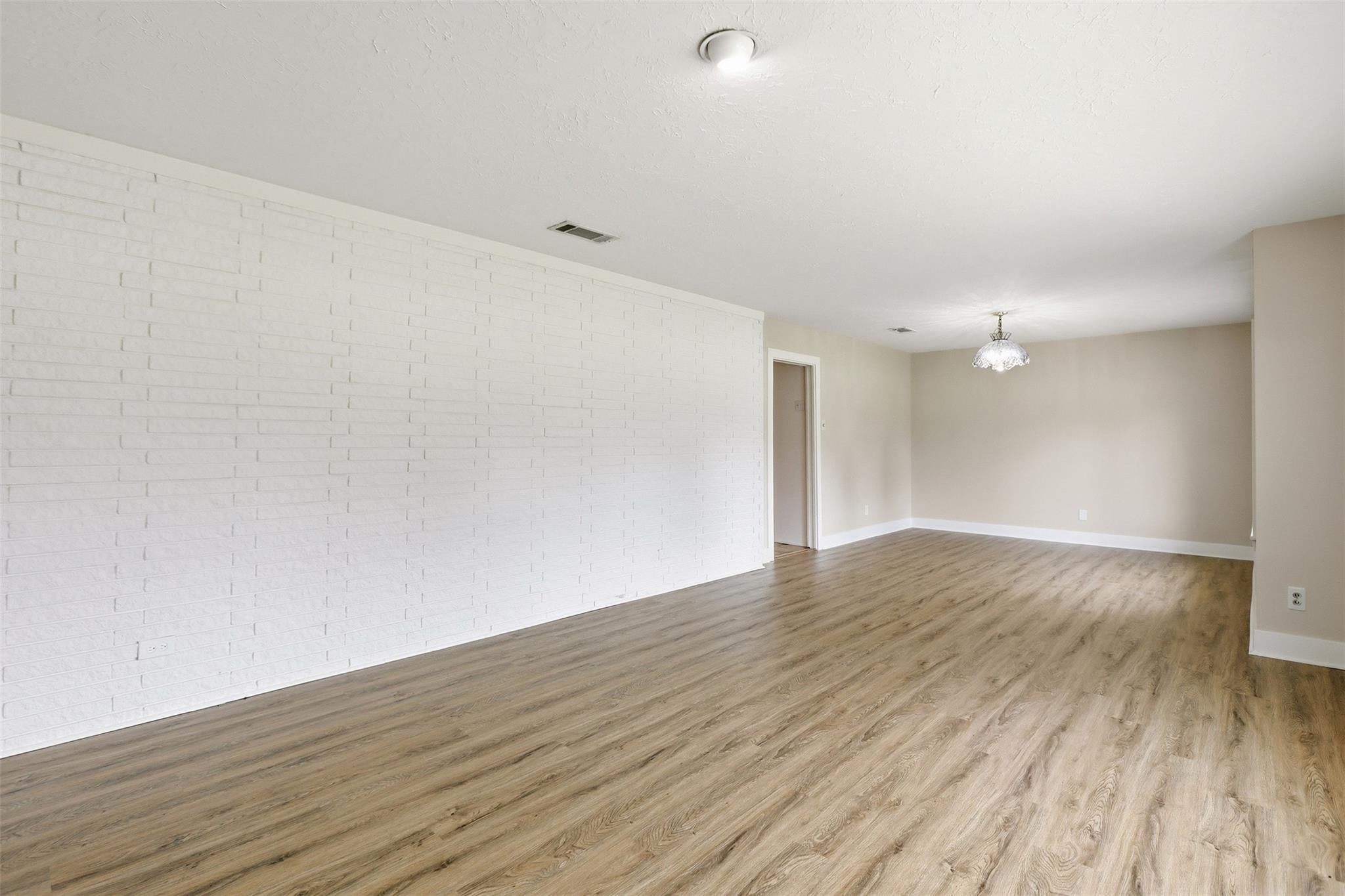 120 Caldwell St, Baytown, TX 77520 photo
