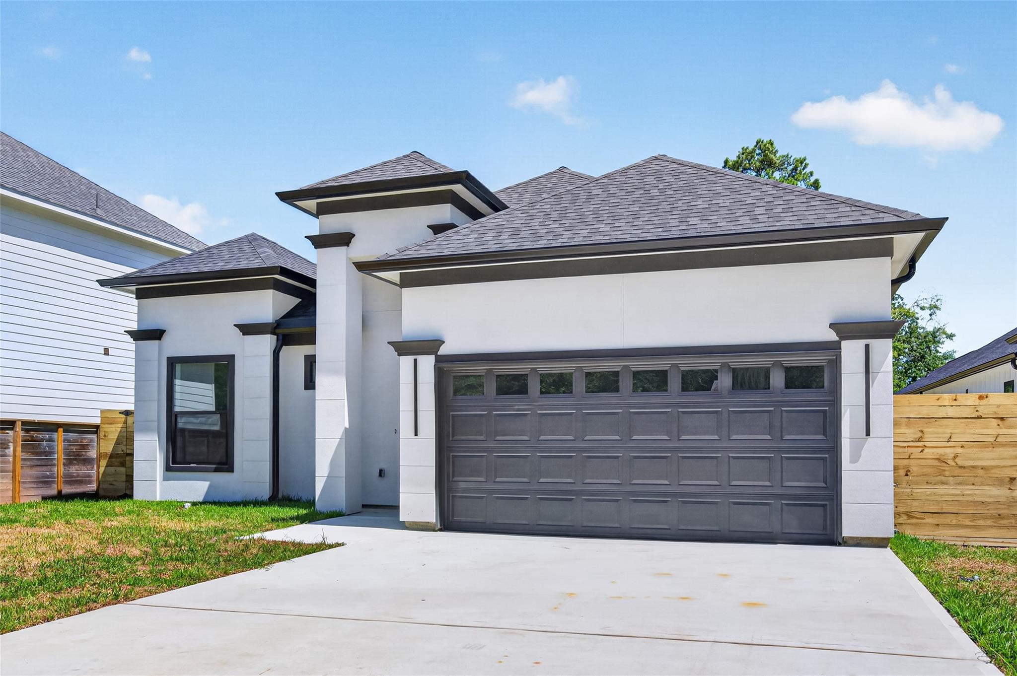 1424 Flamingo St, Conroe, TX 77385 photo