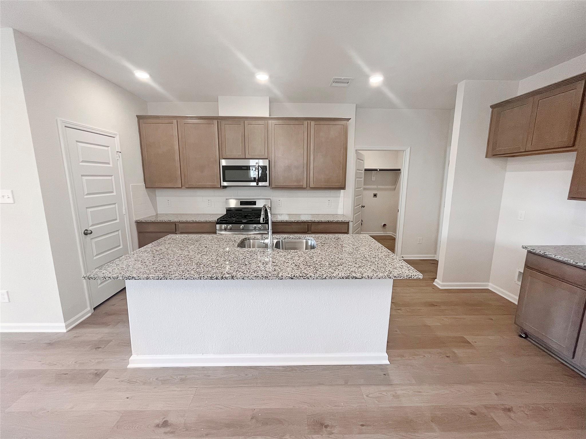 9781 Enclave Ridge Rd, Willis, TX 77318 photo
